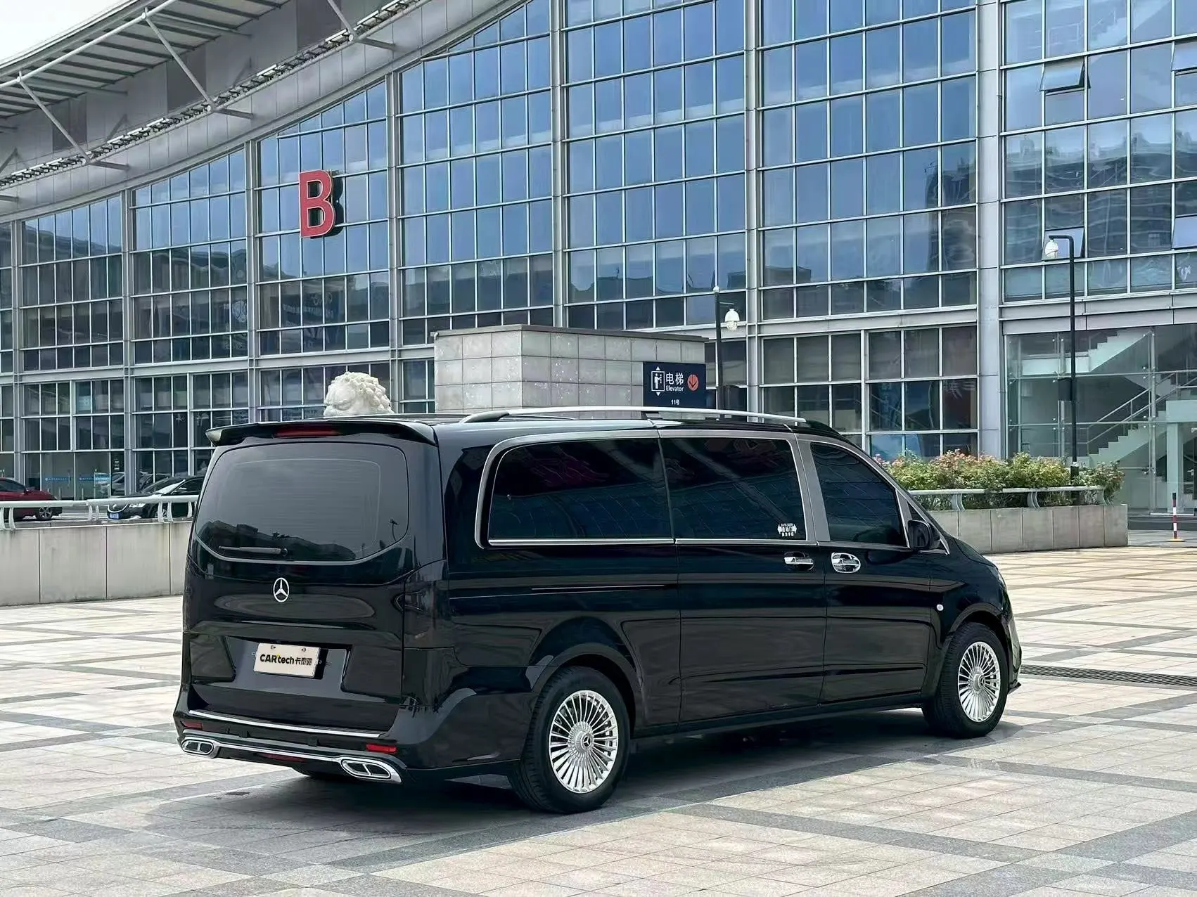 Mercedes-Benz Vito, 2022 4