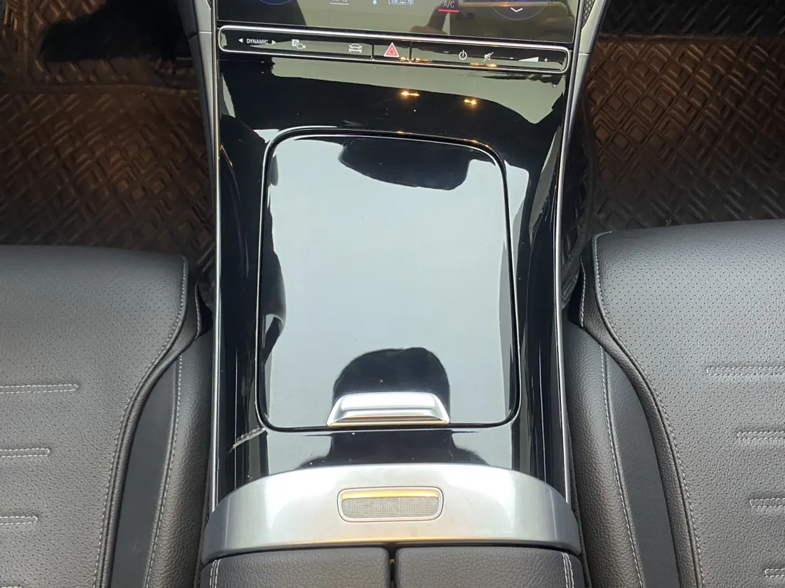Mercedes-Benz C 260 L, 2024 28