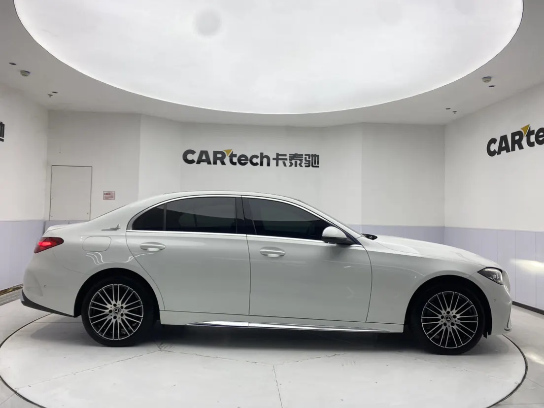 Mercedes-Benz C 260 L, 2024 4
