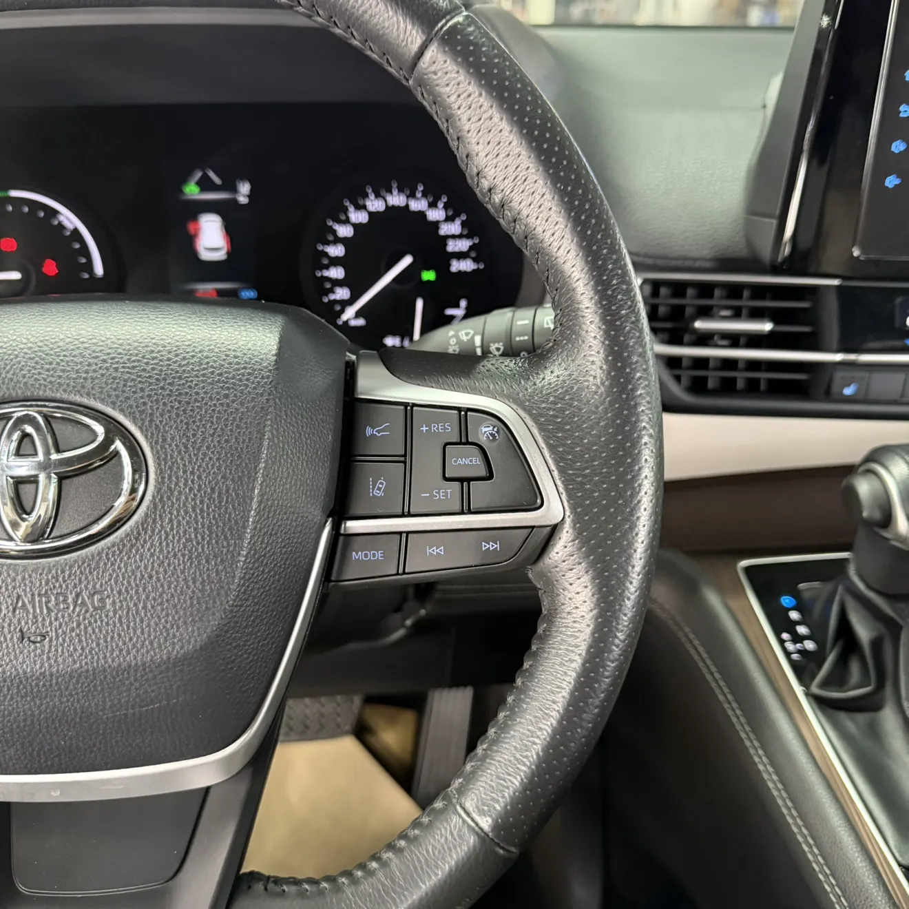 Toyota Sienna, 2025 24