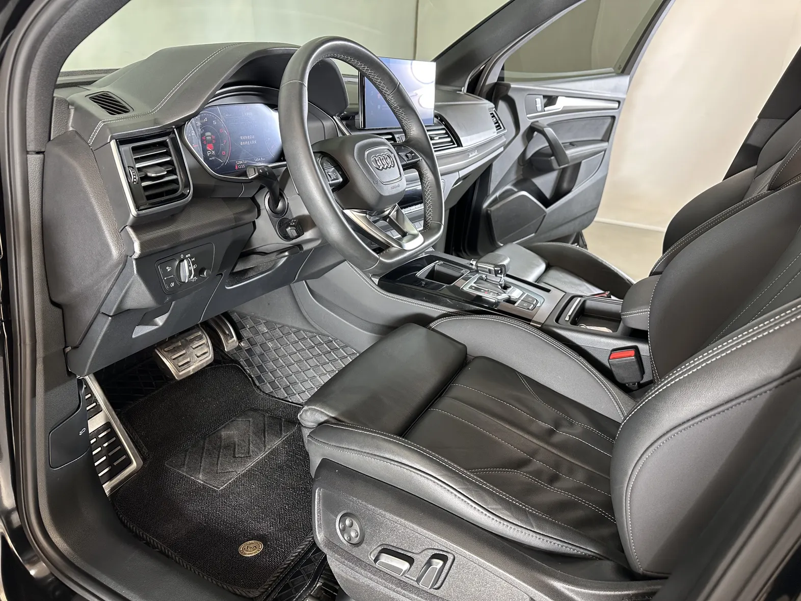 Audi Q5L 40 TFSI, 2024 15