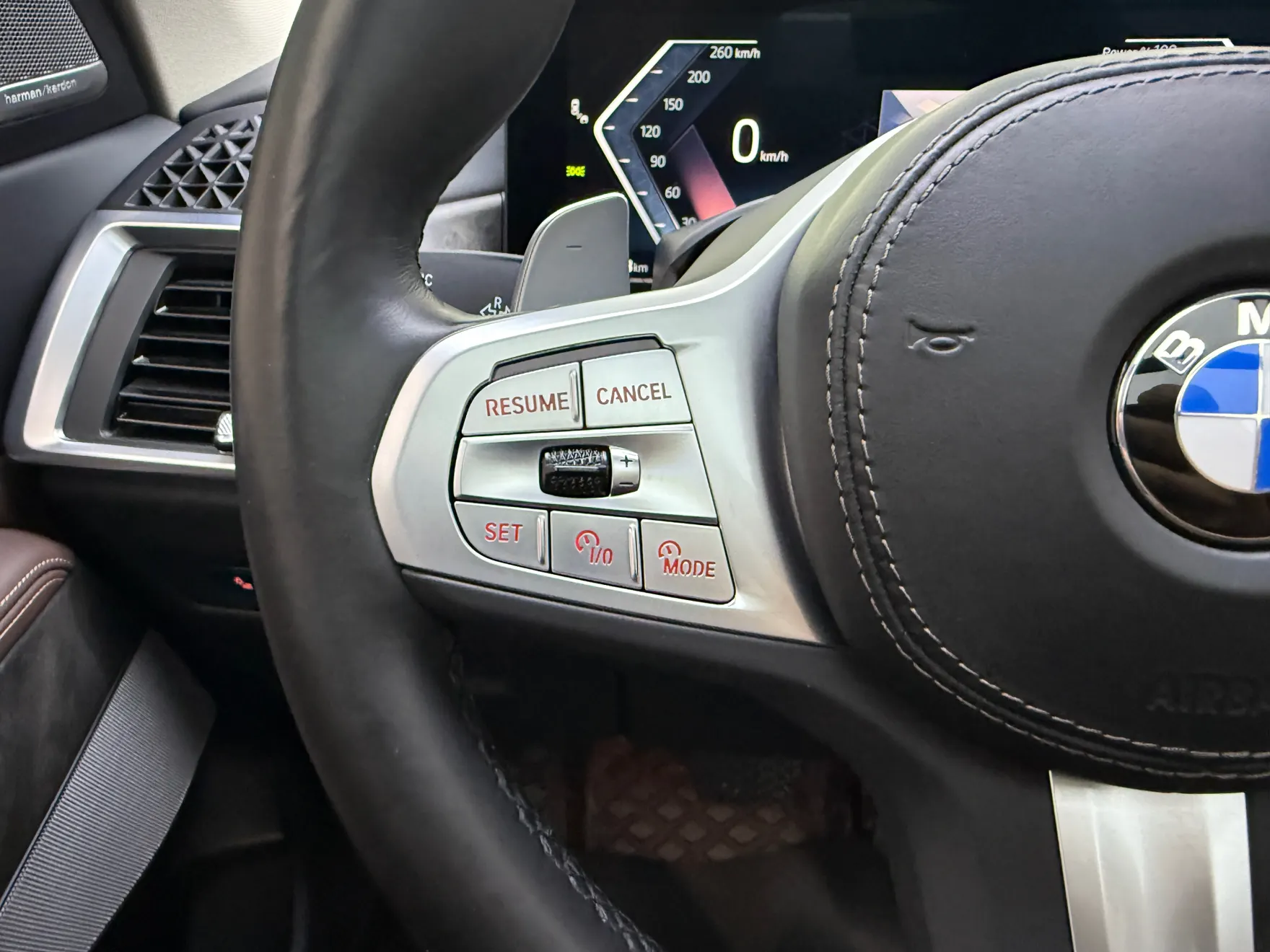 BMW X5, 2024 26