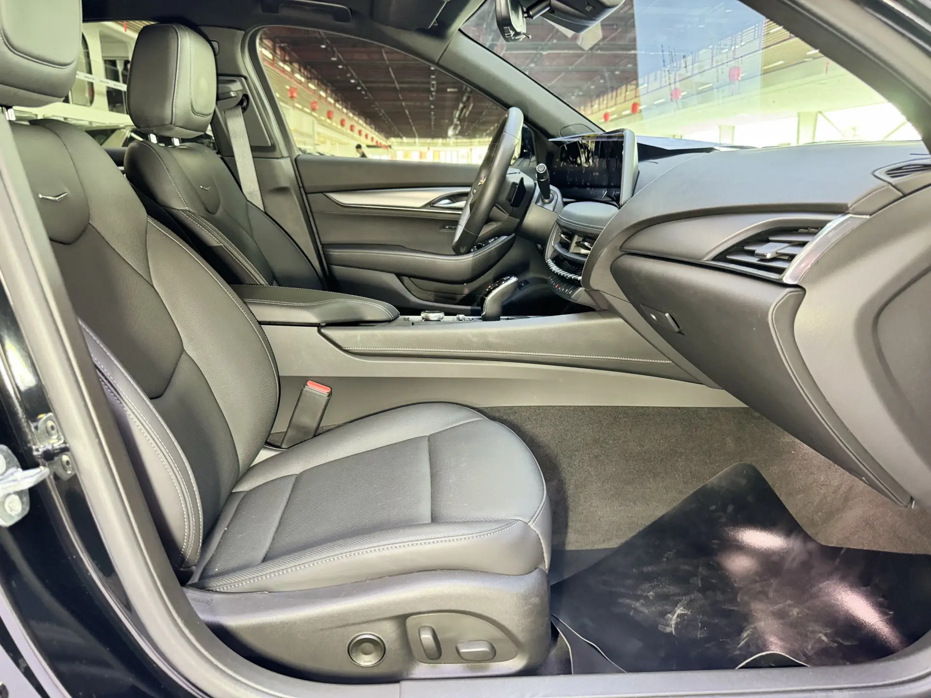 Cadillac CT5, 2024 20