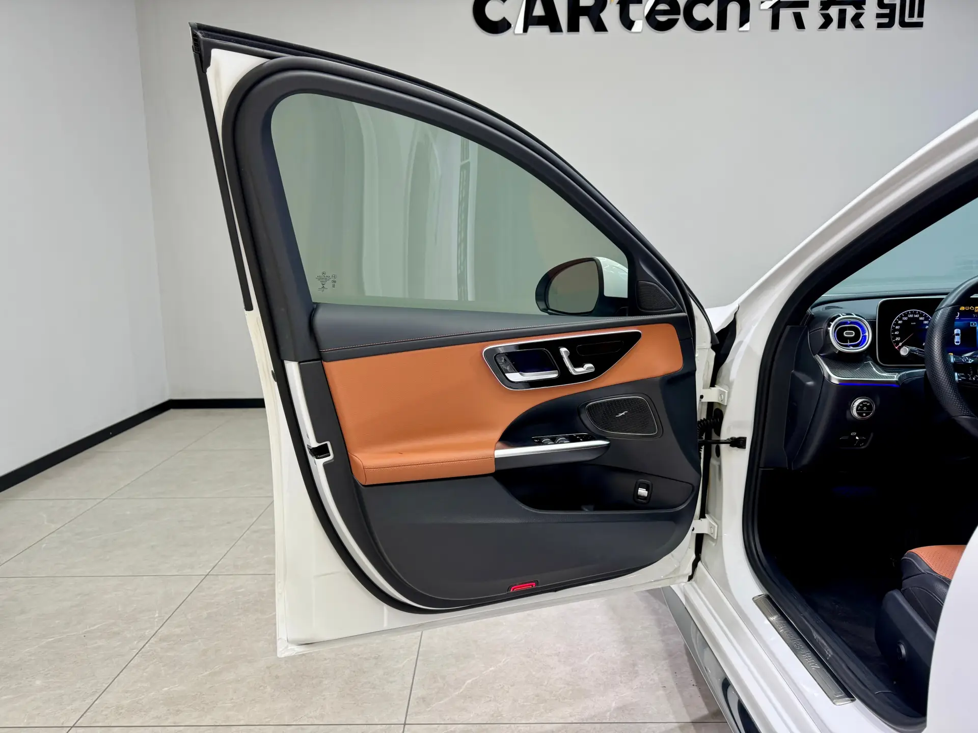 Mercedes-Benz C 200 L, 2022 12