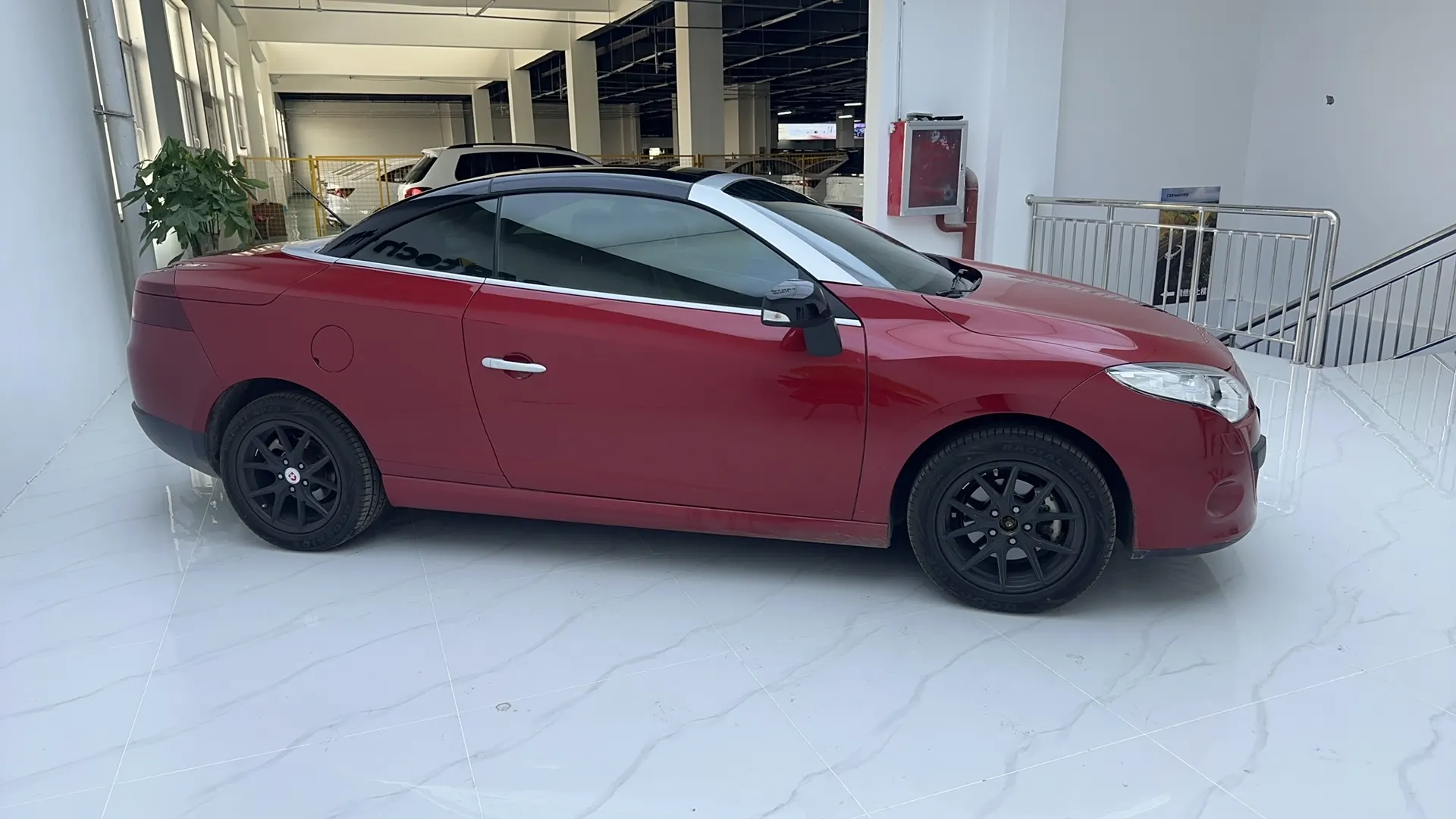 Megane Megane, 2013 все фото