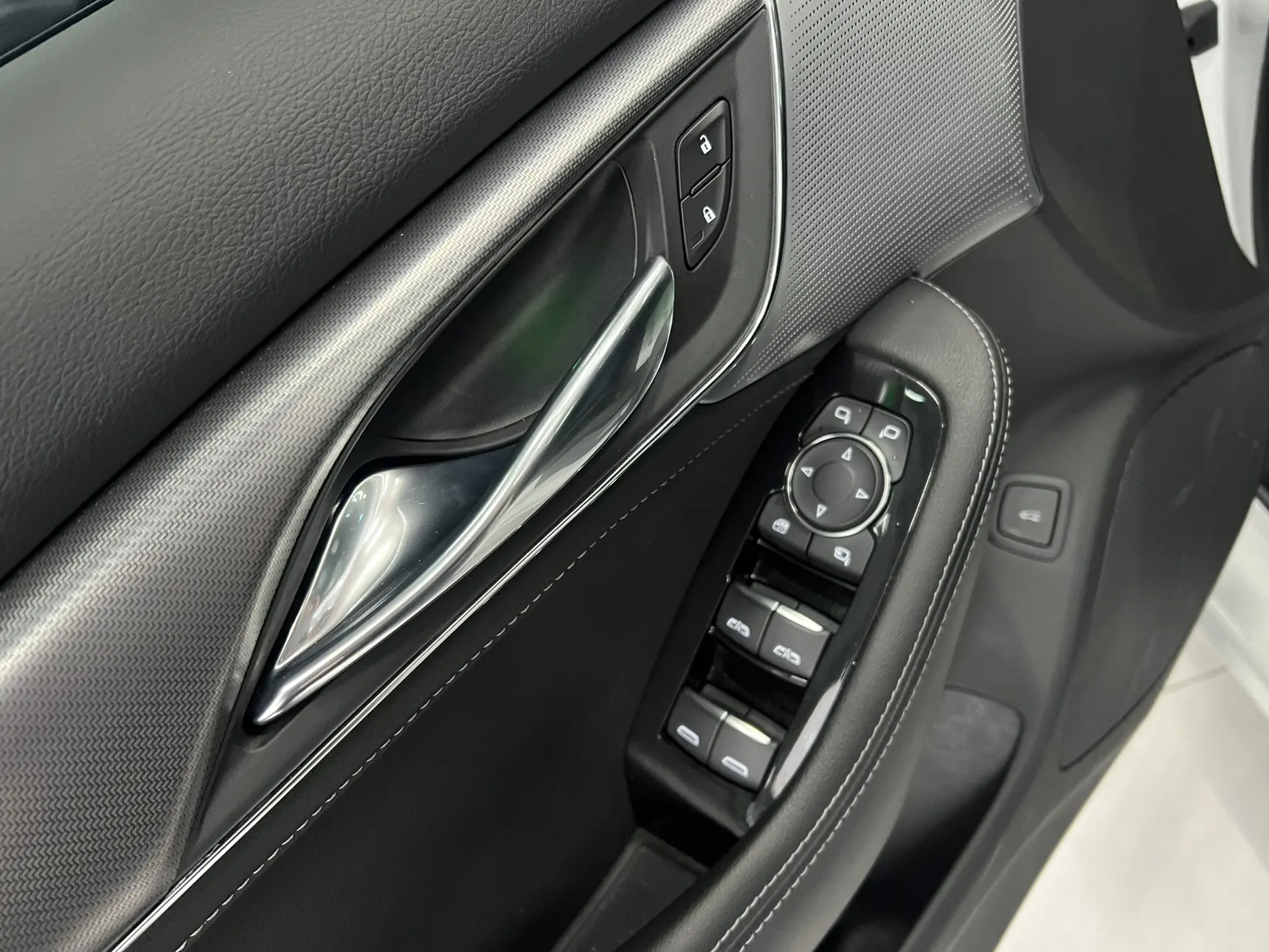 Cadillac CT5, 2022 14