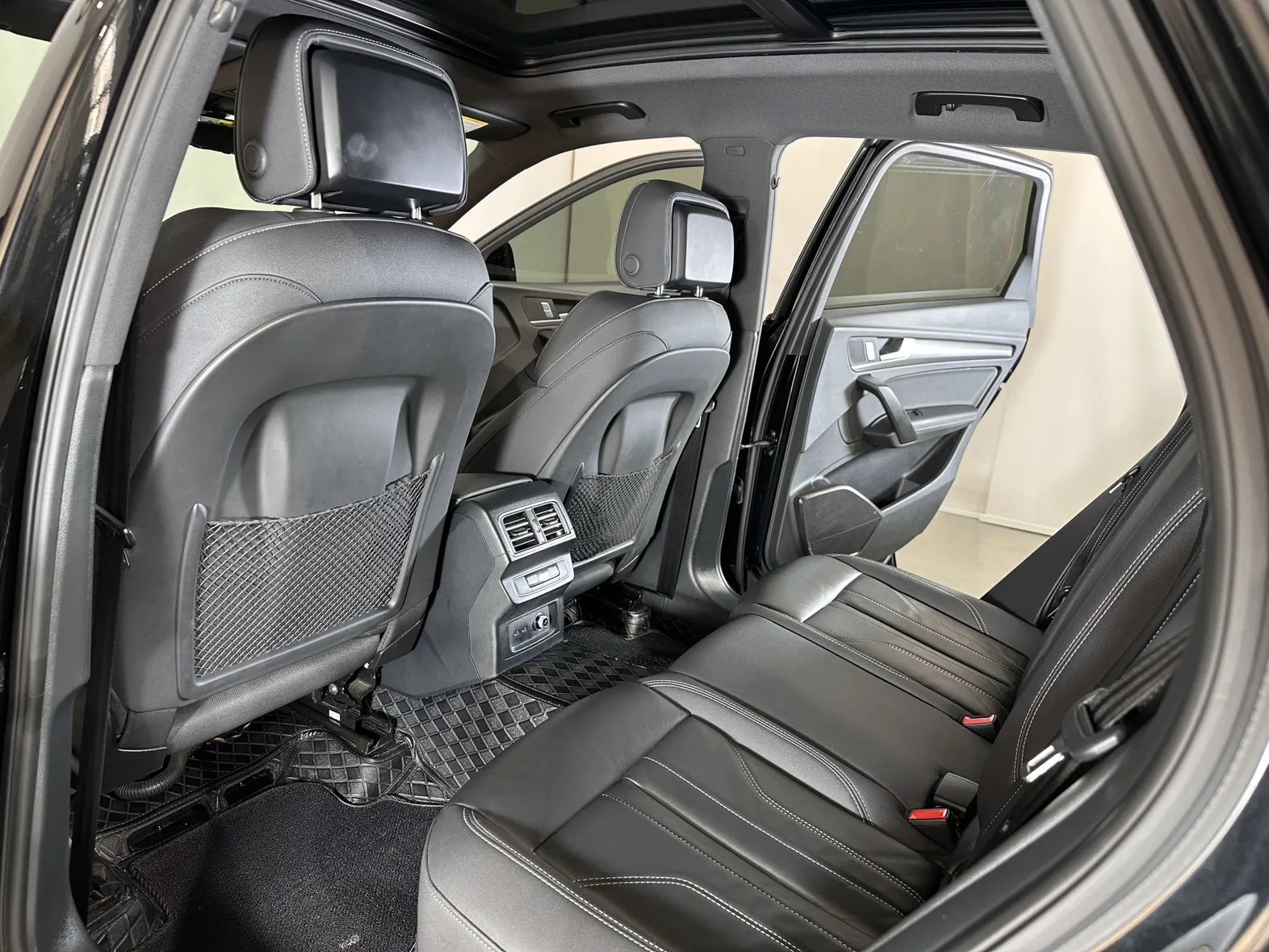 Audi Q5L 40 TFSI, 2024 21
