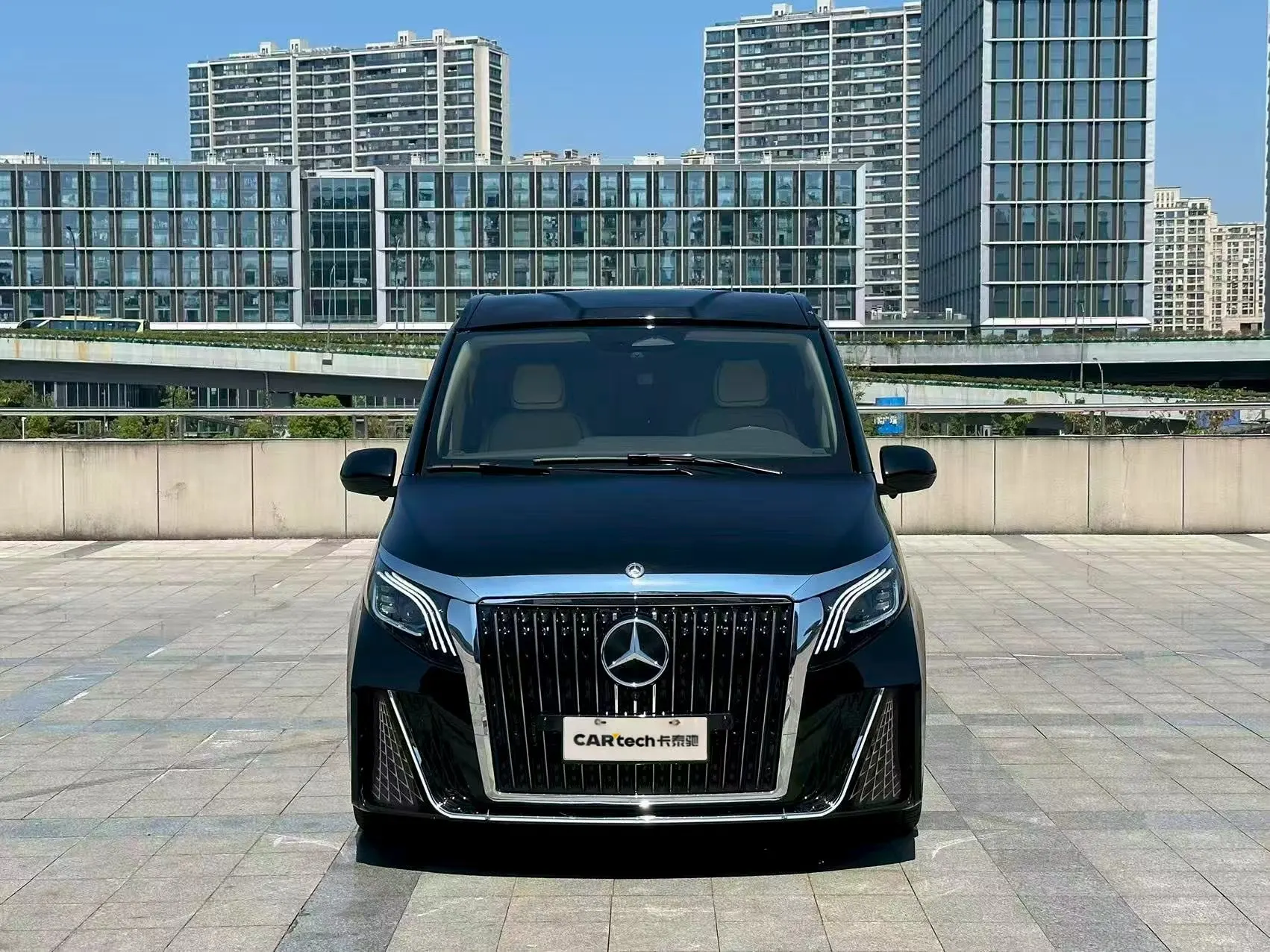 Mercedes-Benz Vito, 2025 3