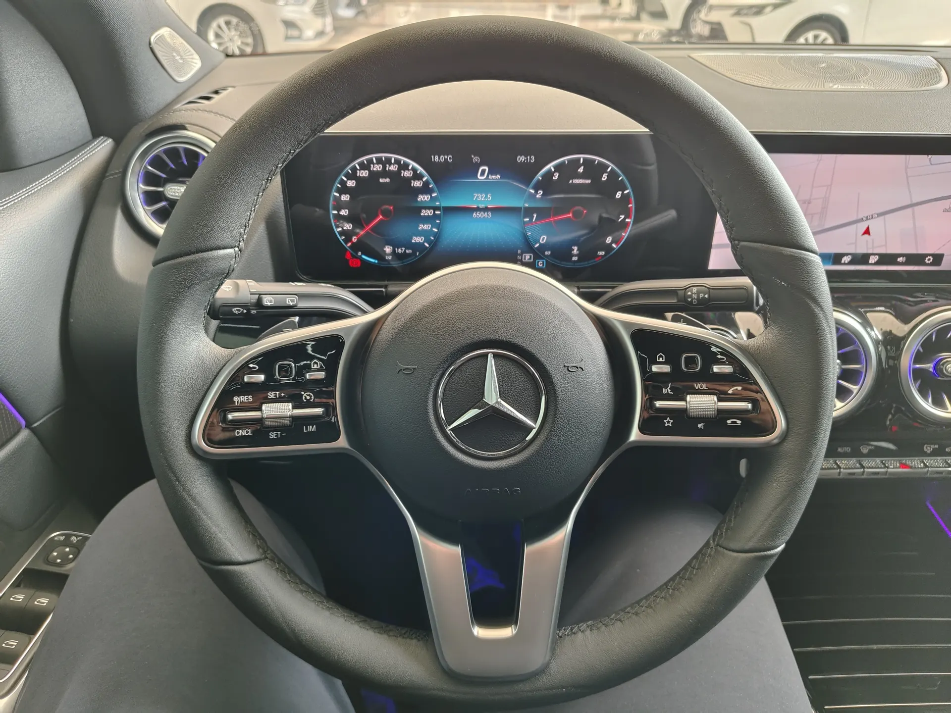 Mercedes-Benz GLA 200, 2021 12