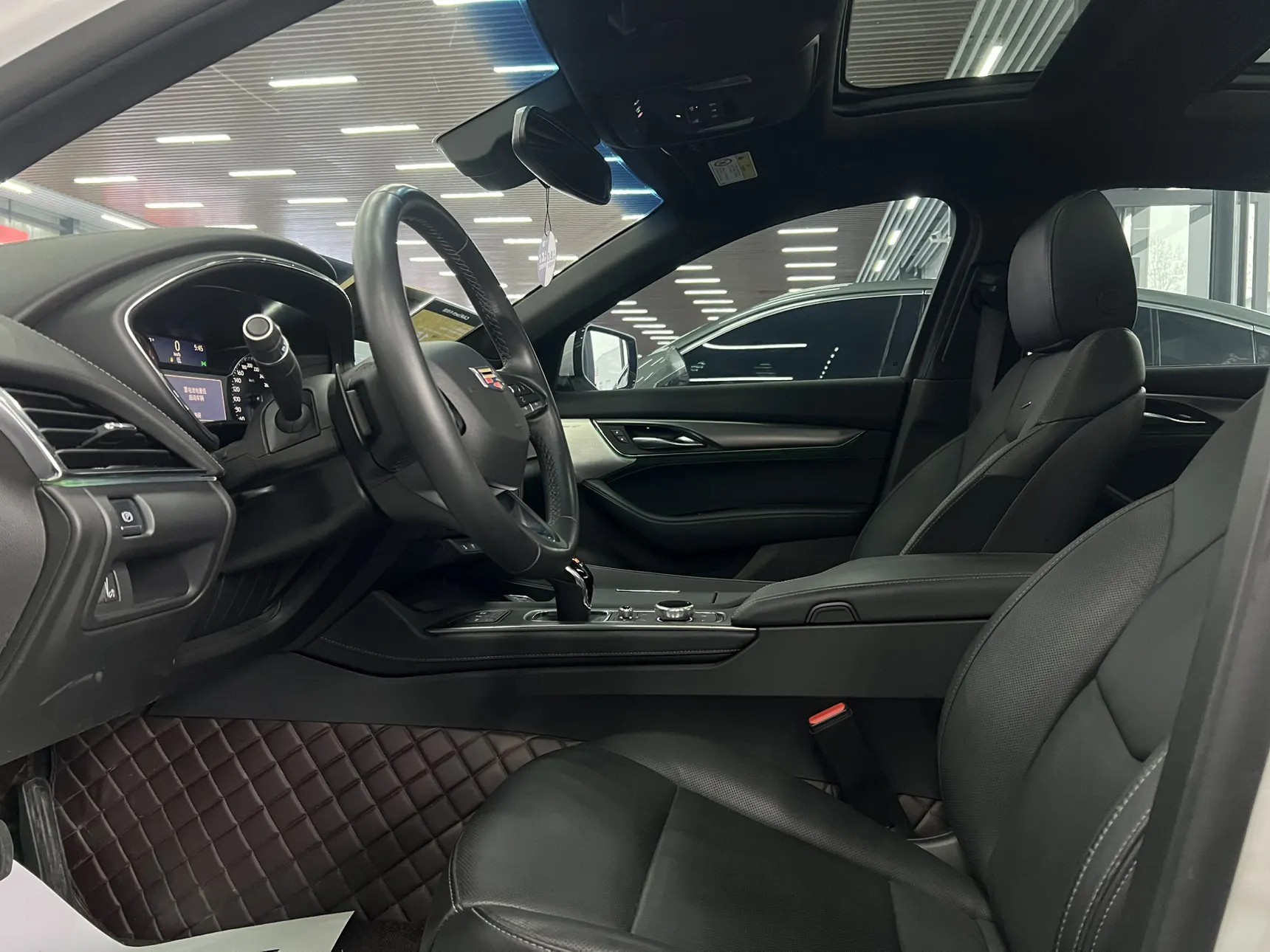 Cadillac CT5, 2022 16