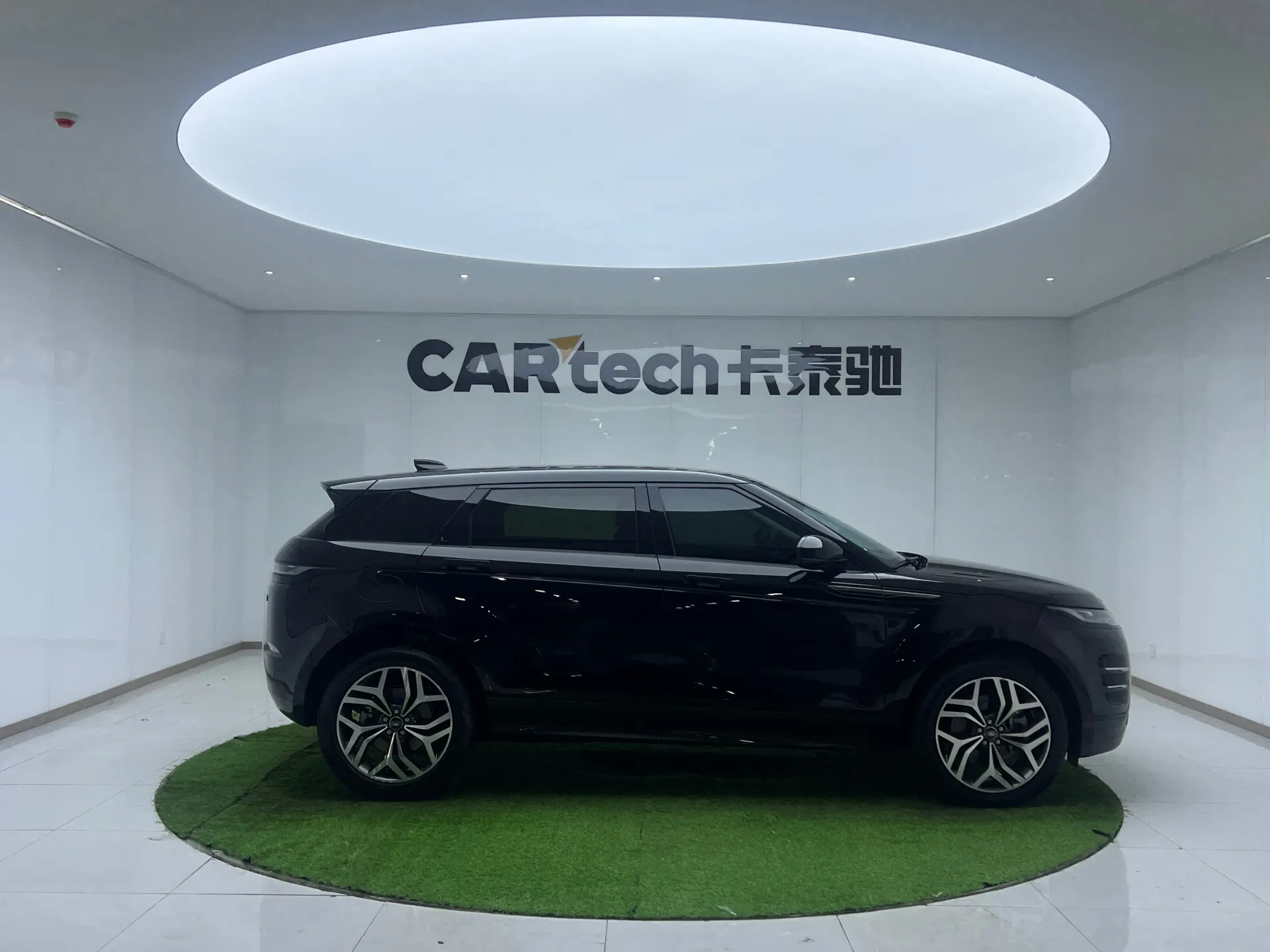 Land Rover Range Rover, 2024 4