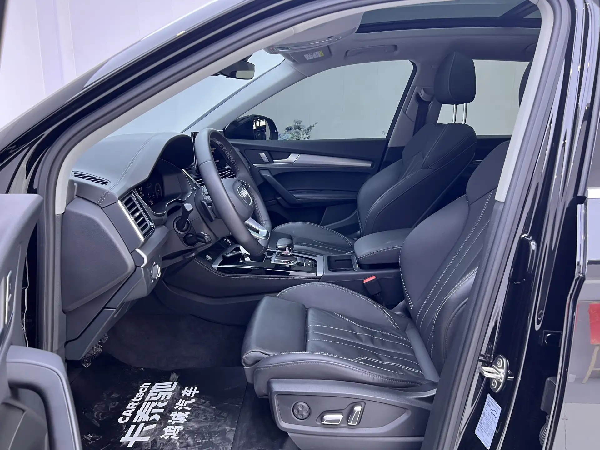Audi Q5L 40 TFSI, 2024 18