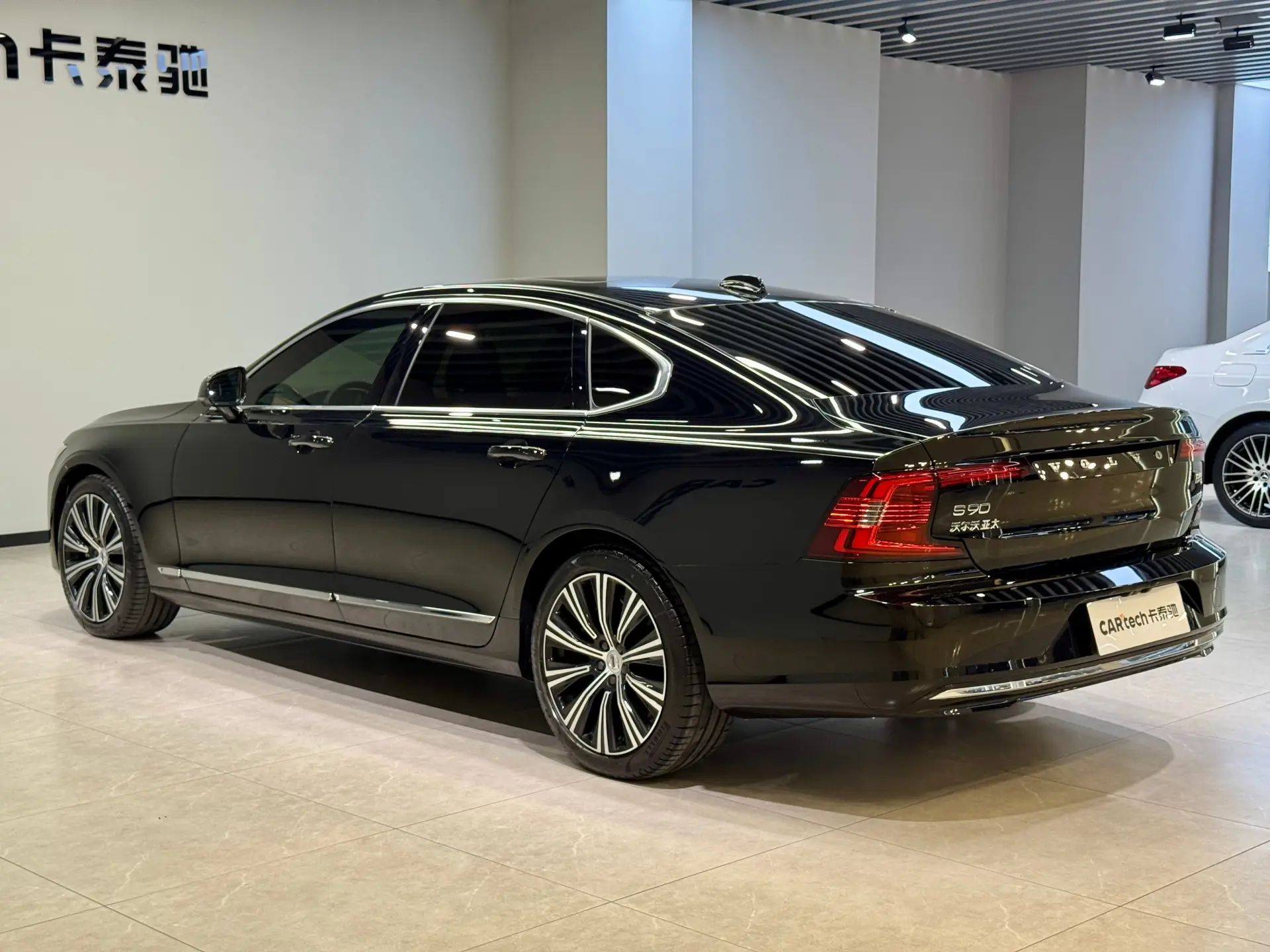 Volvo S90, 2024 4