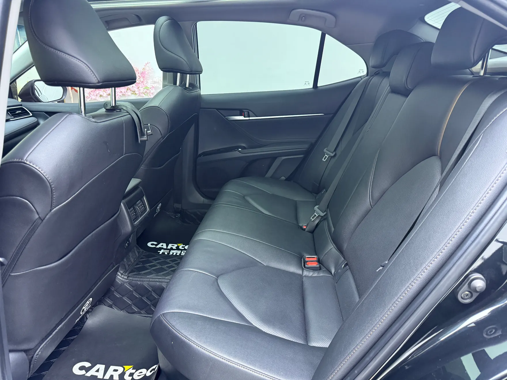 Toyota Camry, 2023 19