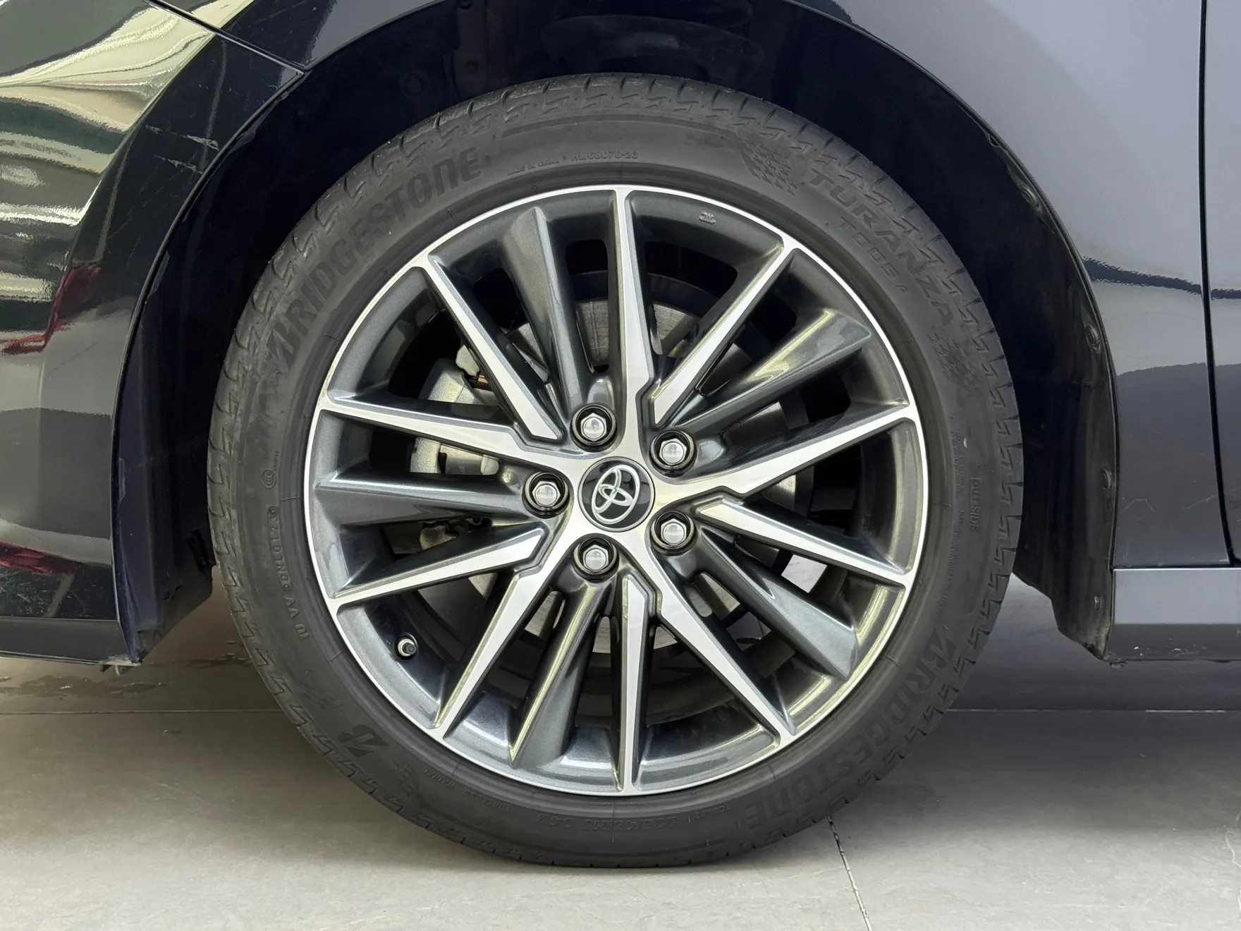 Toyota Camry, 2023 11