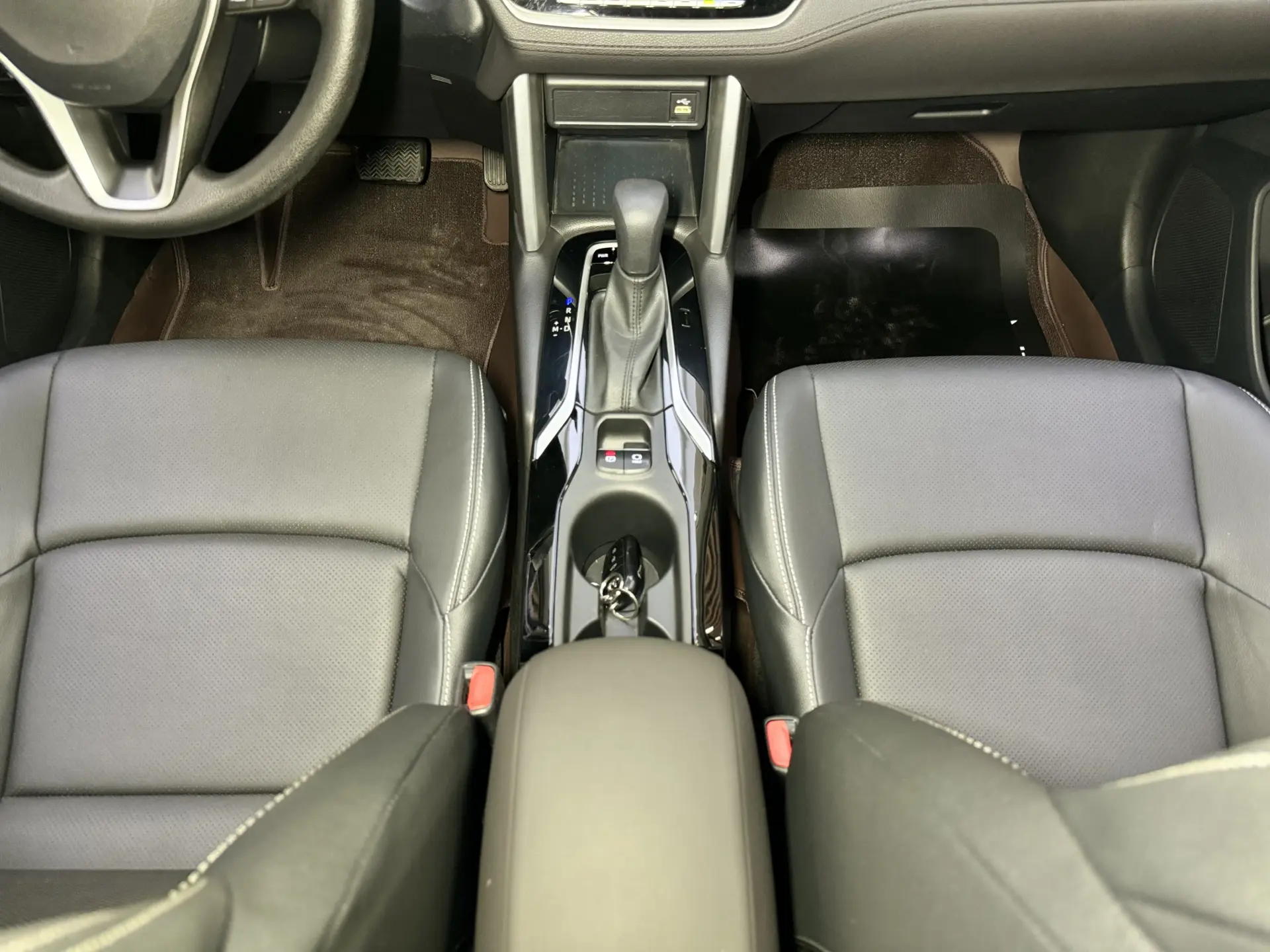 Toyota Frontlander, 2022 28
