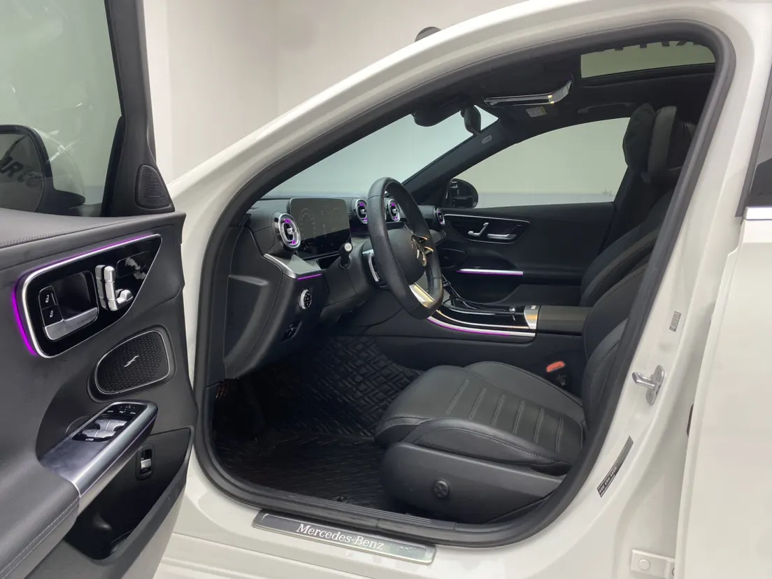 Mercedes-Benz C 260 L, 2024 20