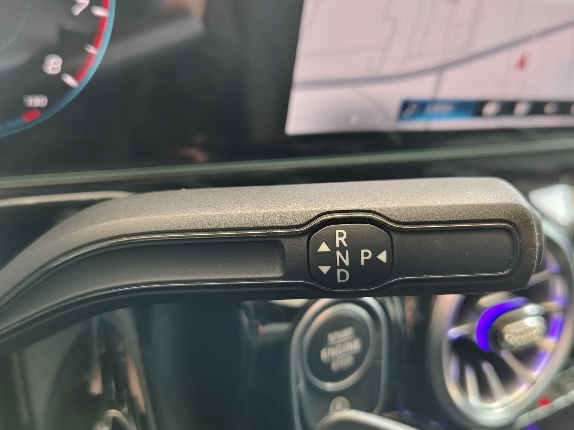 Mercedes-Benz GLA 200, 2021 21