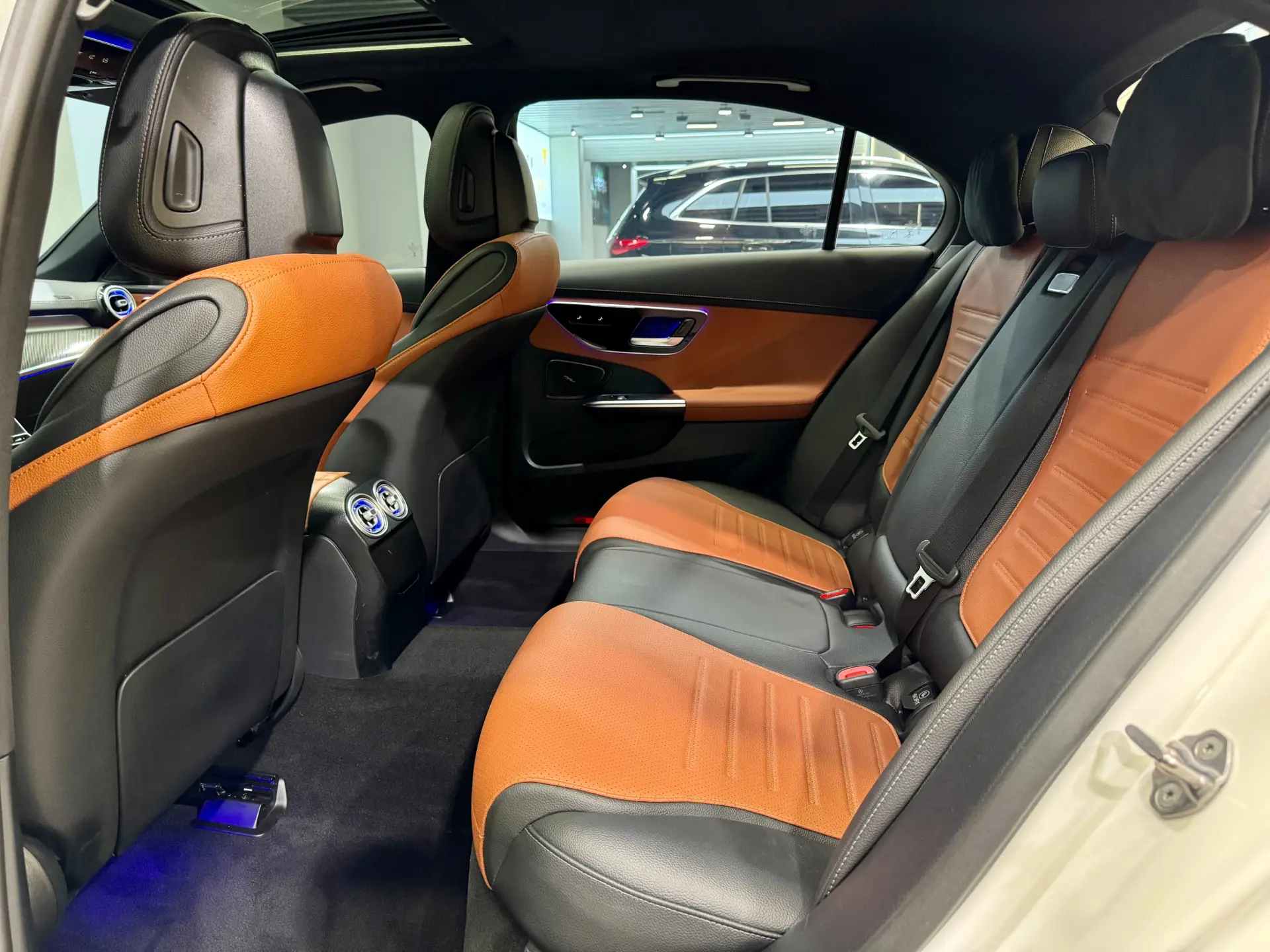 Mercedes-Benz C 200 L, 2022 24