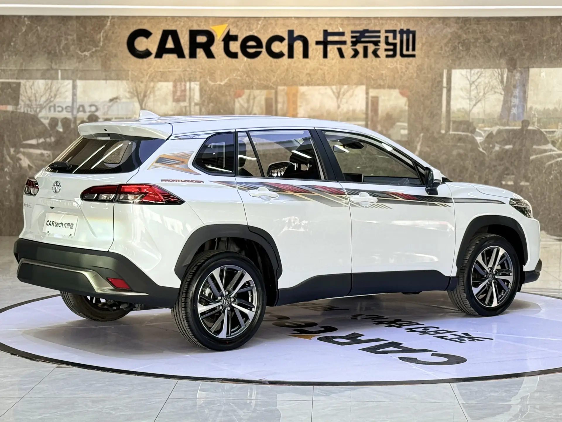 Toyota Frontlander, 2022 все фото