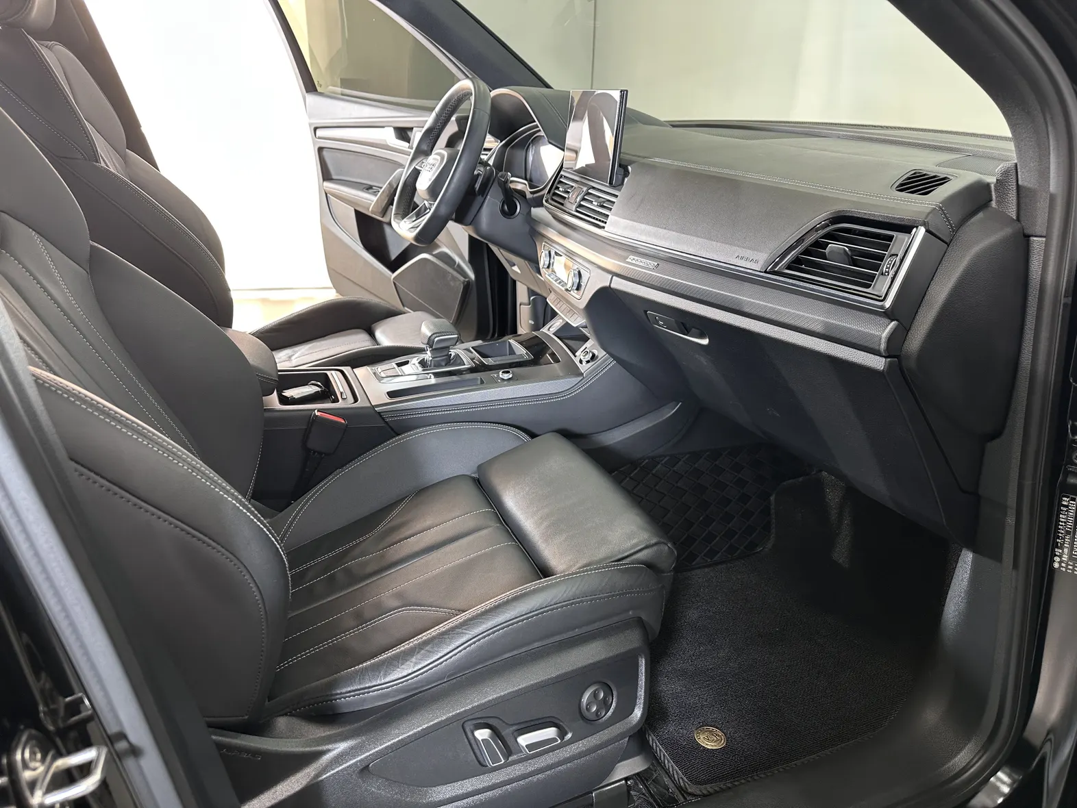 Audi Q5L 40 TFSI, 2024 16