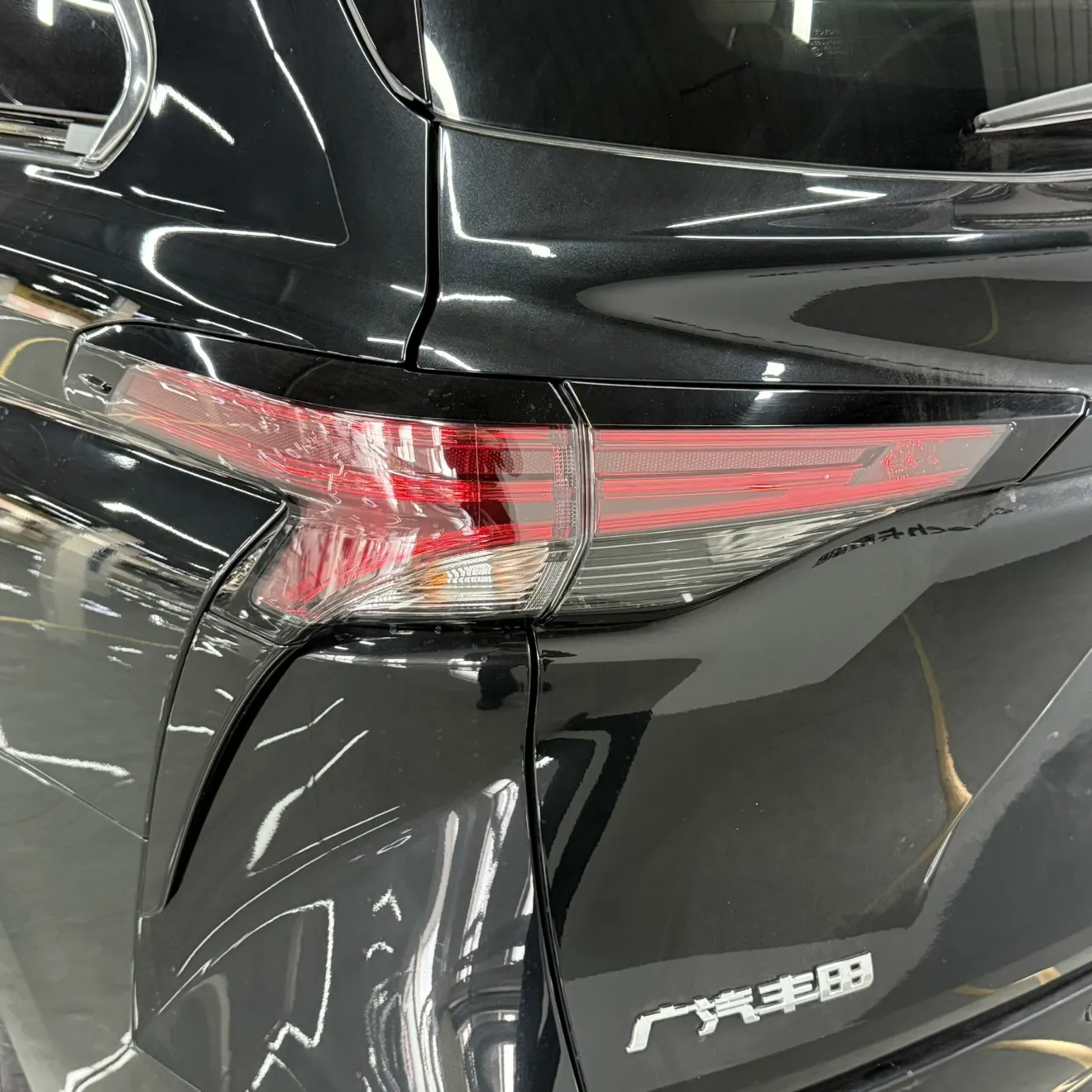 Toyota Sienna, 2025 10