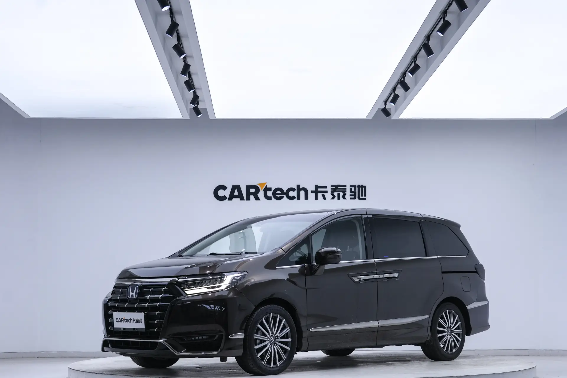 Honda Elysion, 2023 16