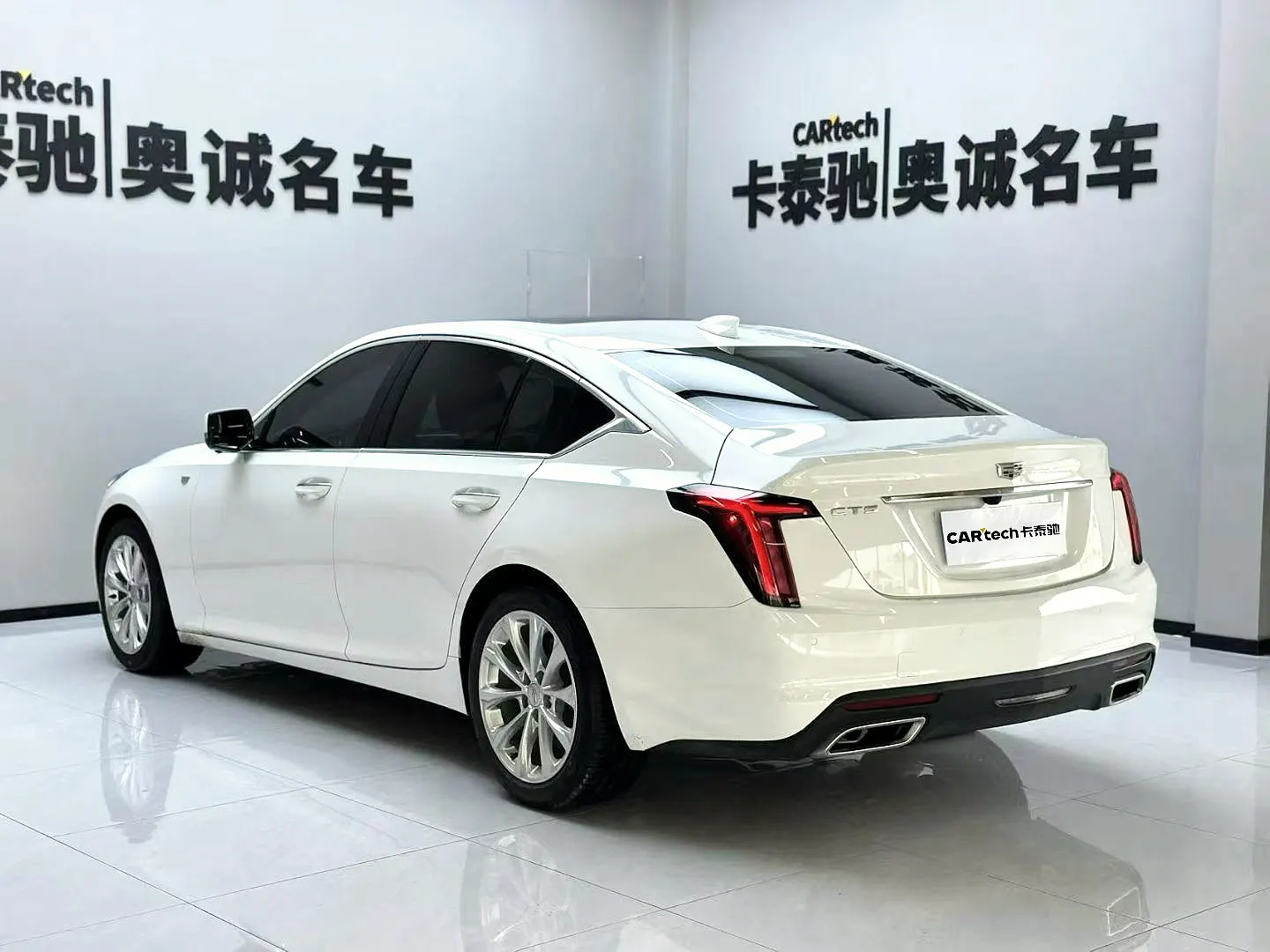 Cadillac CT5, 2022 11