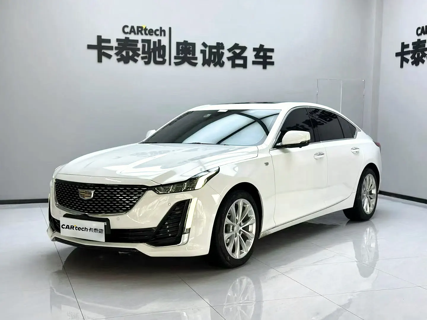 Cadillac CT5, 2022 2