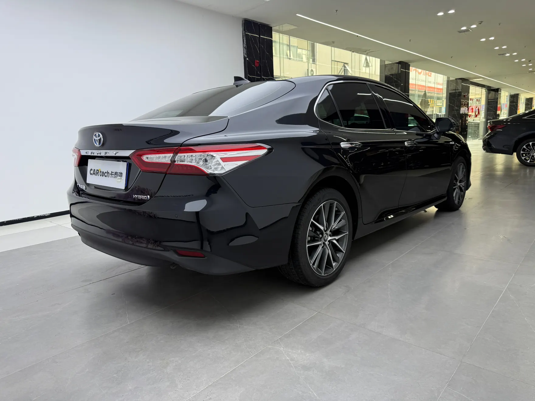 Toyota Camry, 2023 все фото