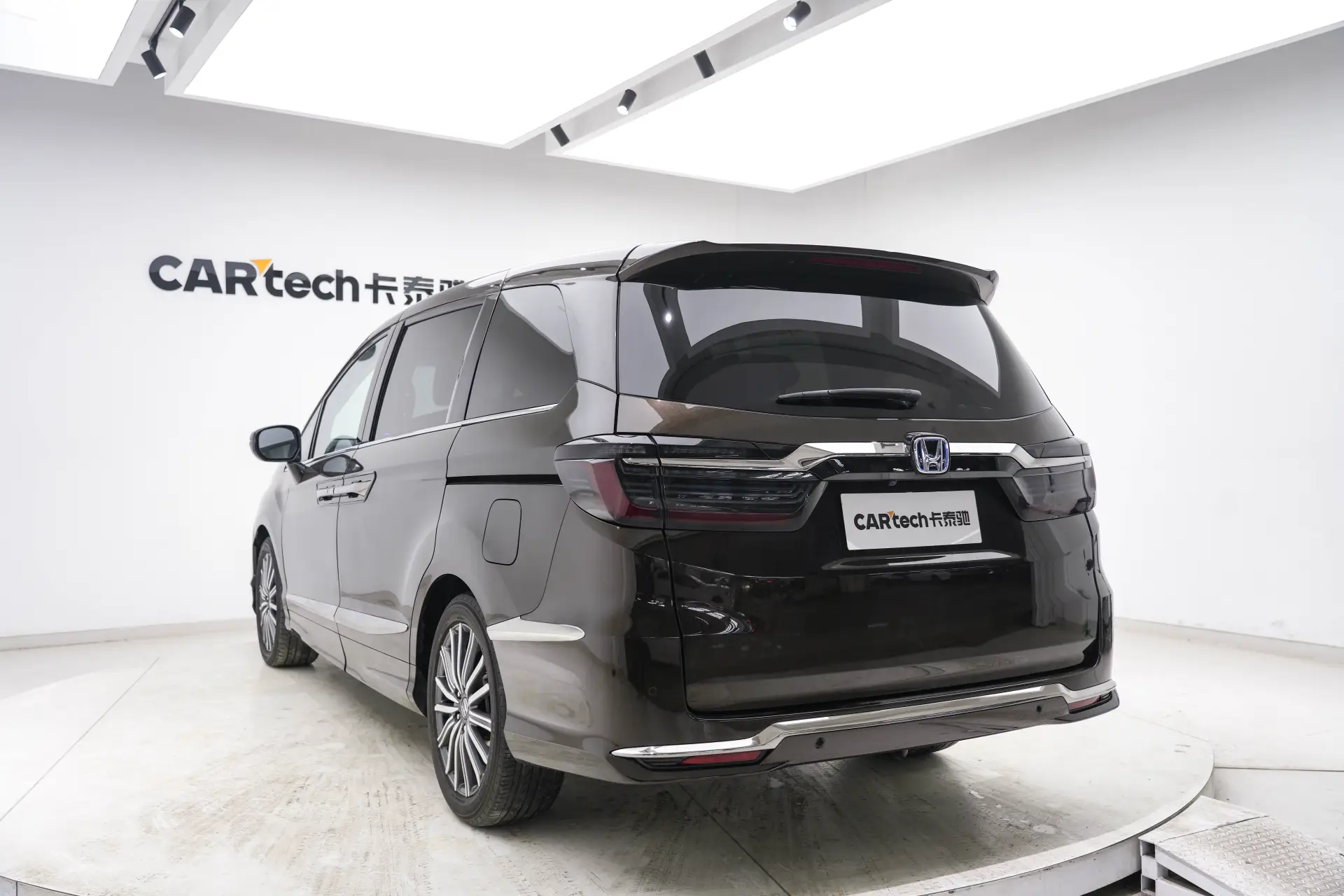 Honda Elysion, 2023 7