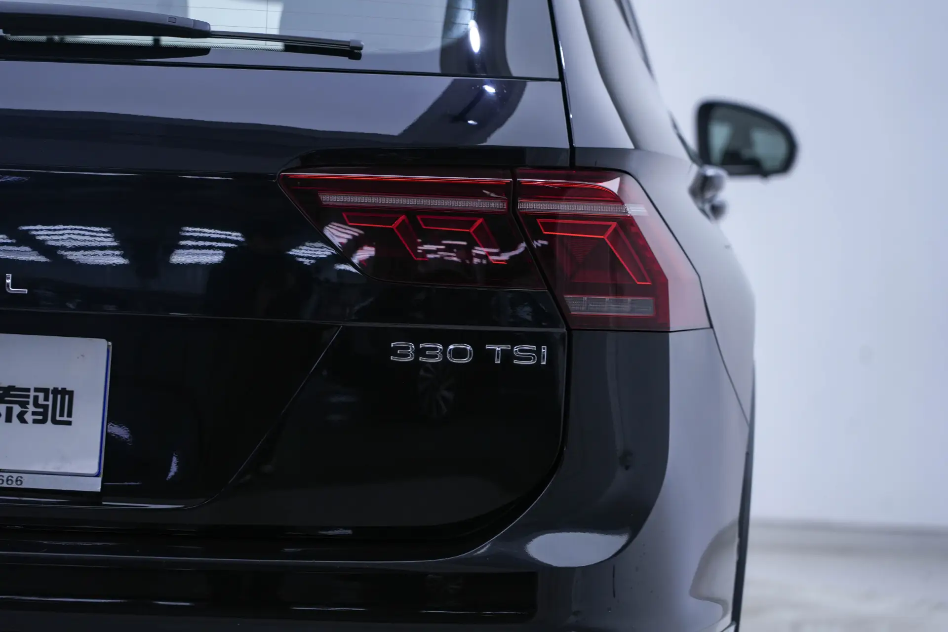 Volkswagen Tiguan L, 2022 10