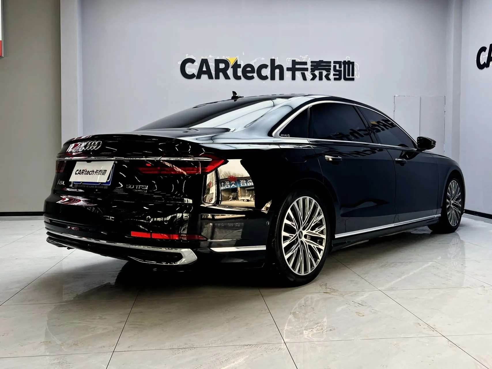 Audi A8L 50 TFSI, 2023 все фото