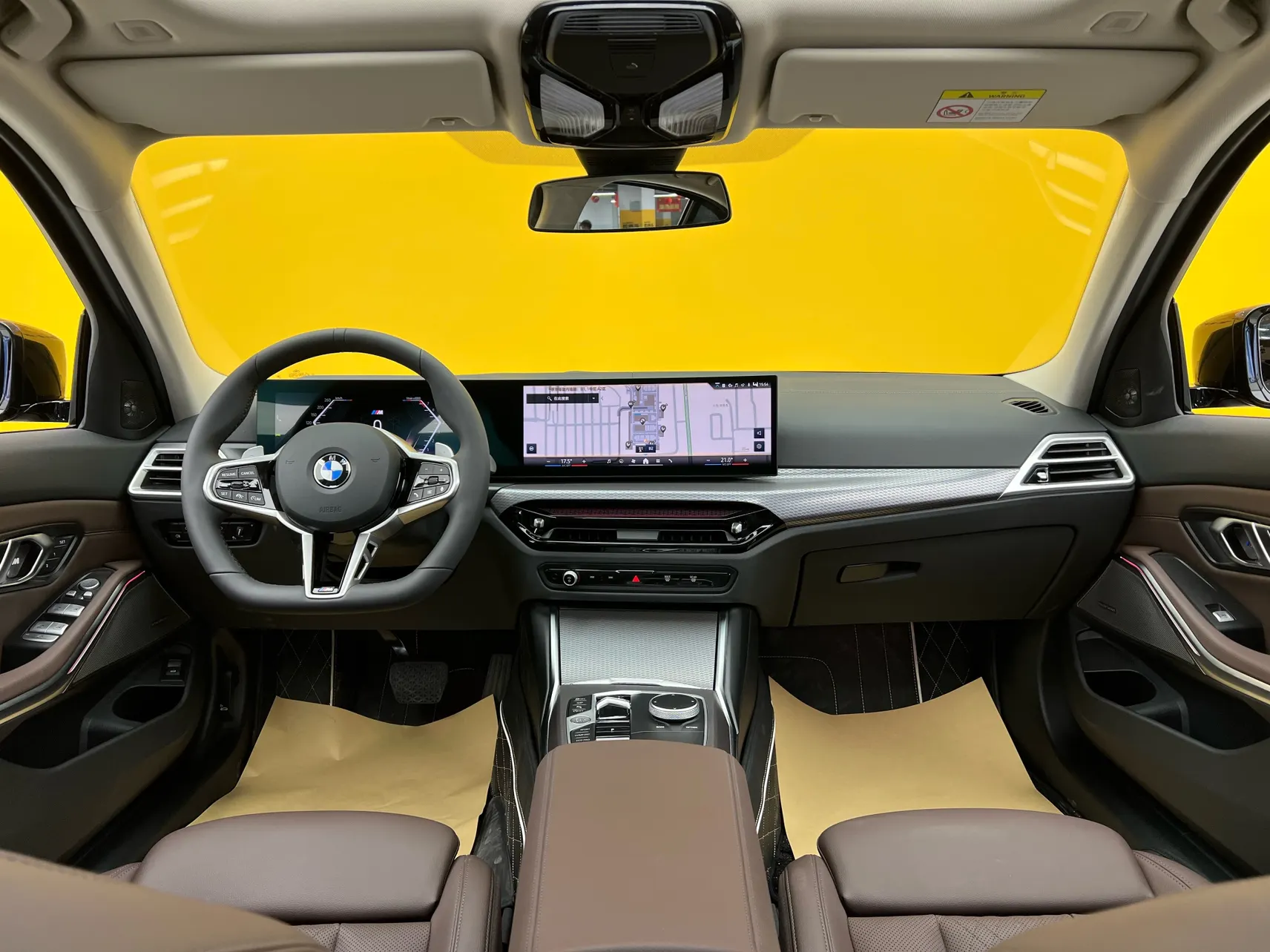 BMW 330Li, 2026 32