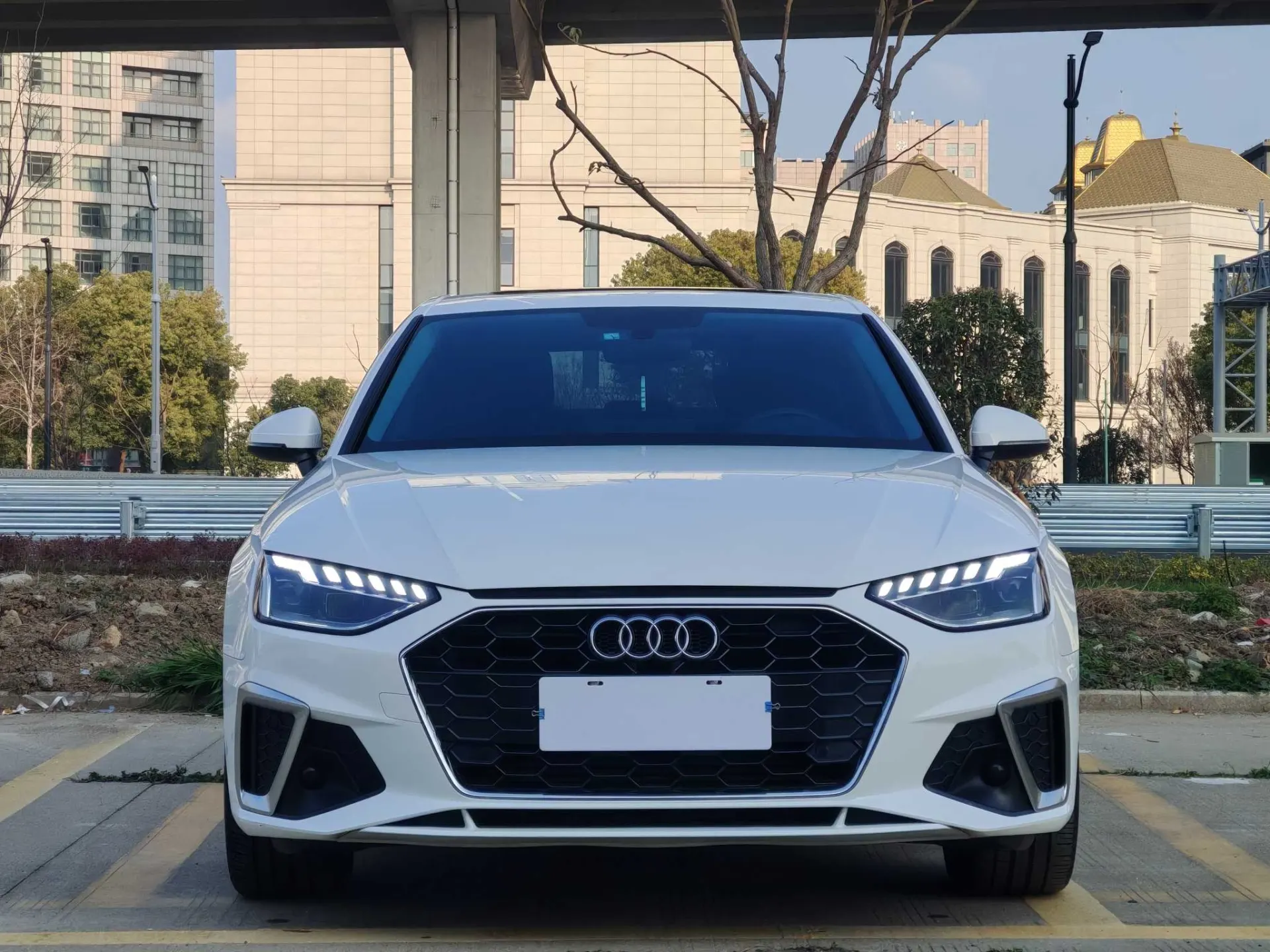 Audi A4L 40 TFSI, 2022 3