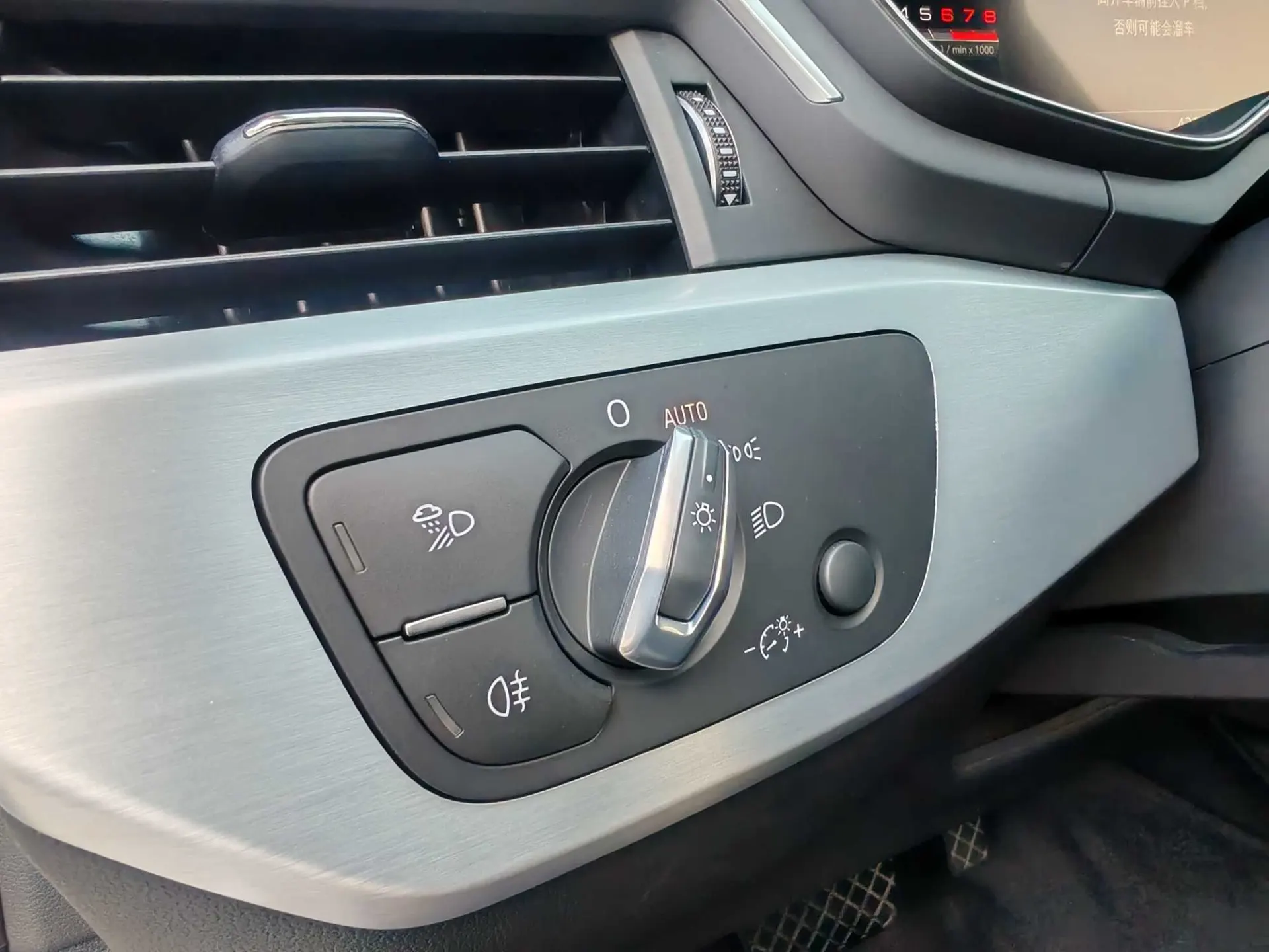 Audi A4L 40 TFSI, 2022 23