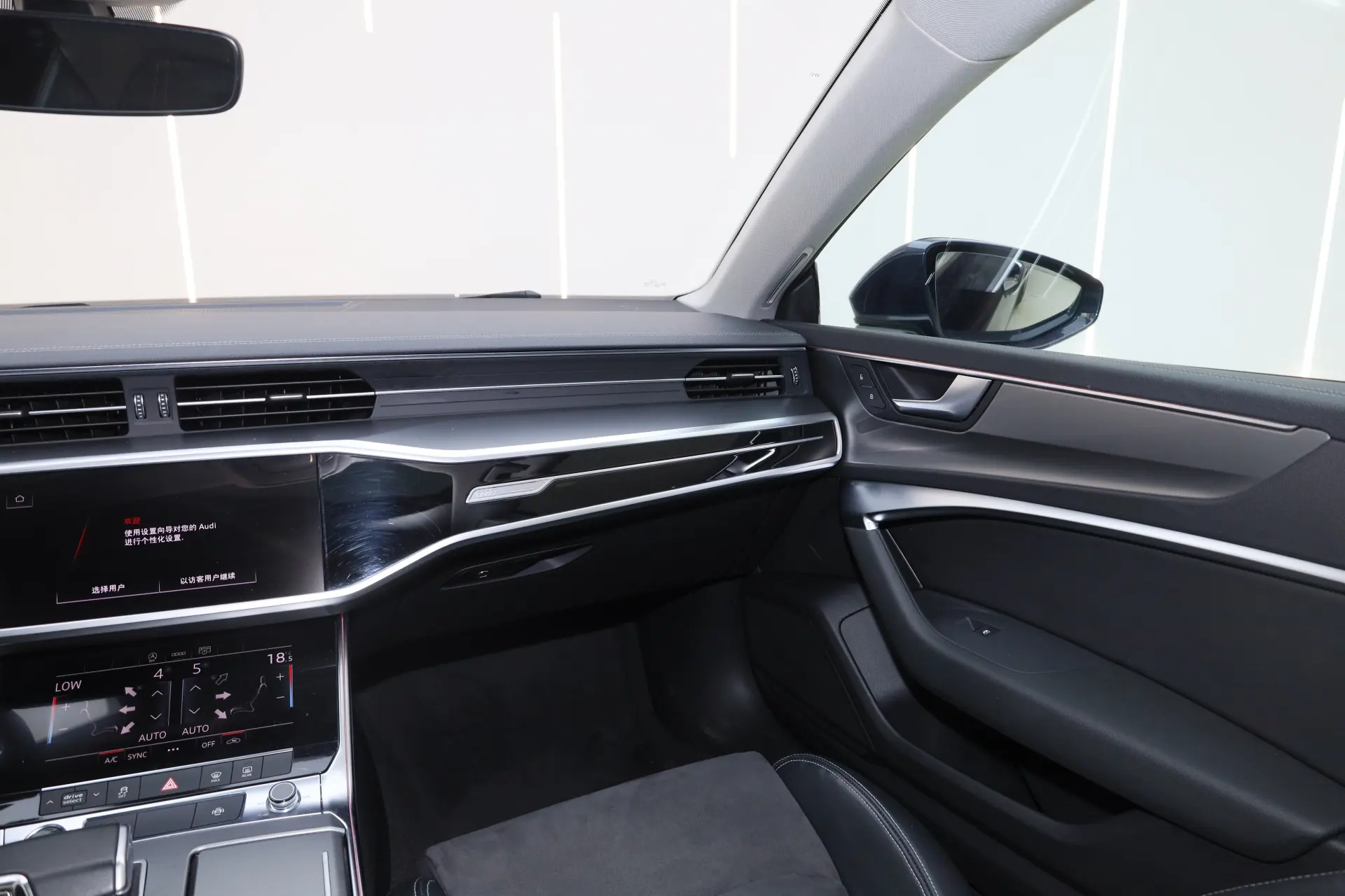 Audi A7L 45 TFSI, 2024 30