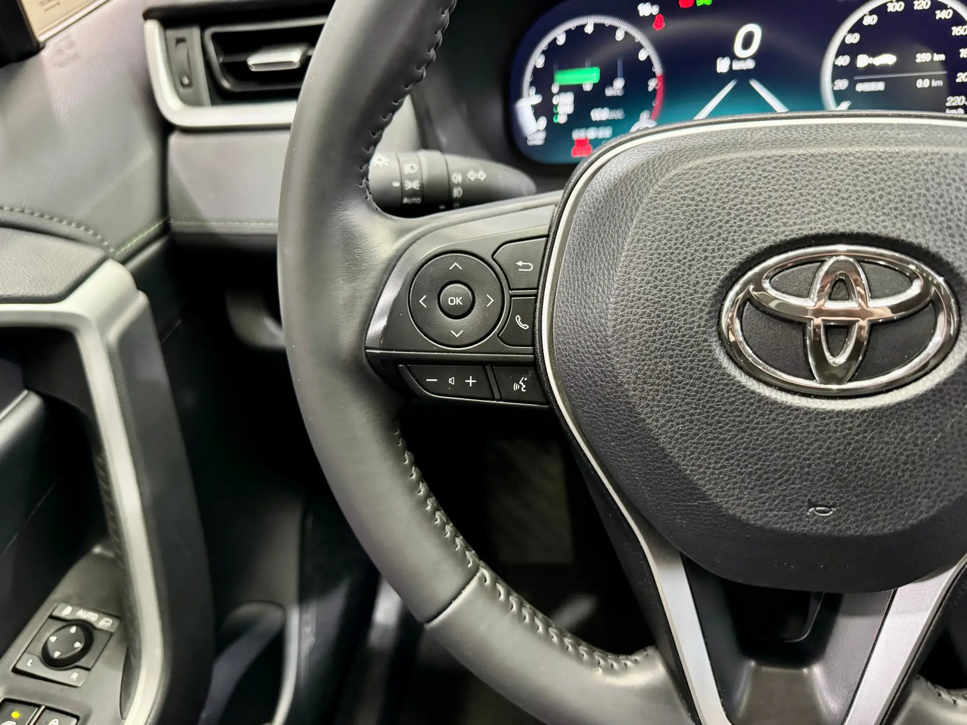 Toyota RAV4, 2024 19