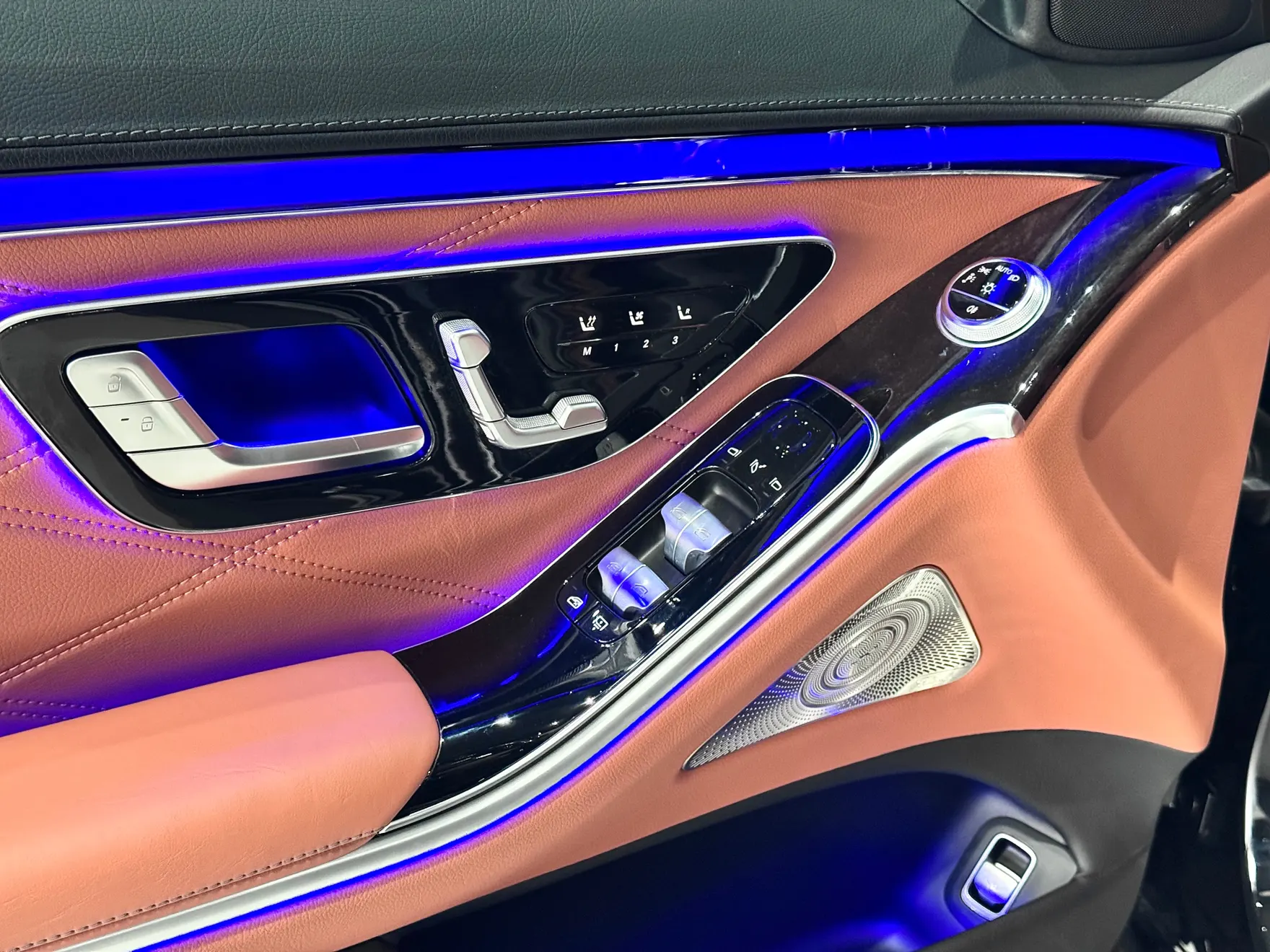 Mercedes-Benz S 480 4MATIC, 2023 36