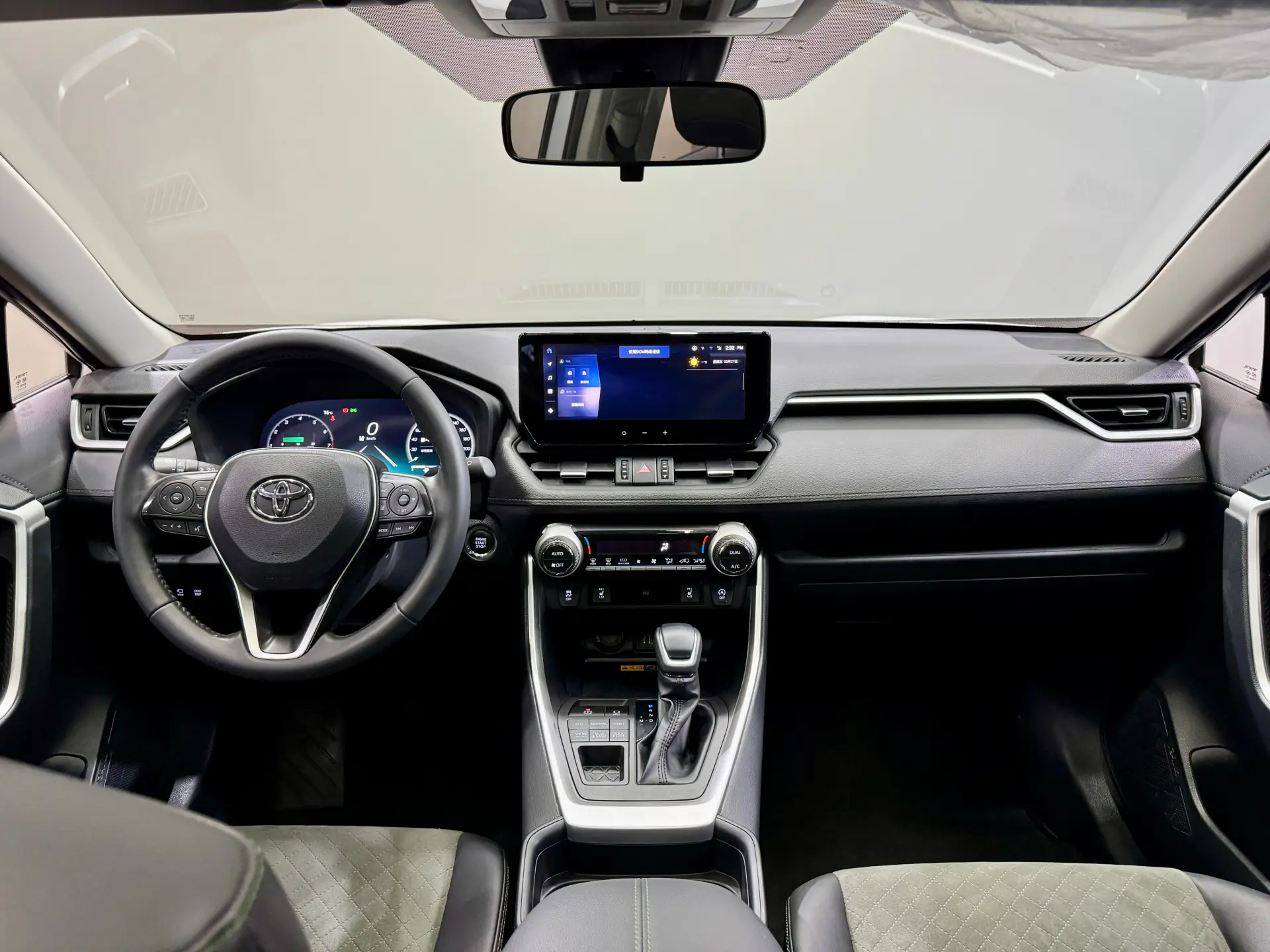 Toyota RAV4, 2024 16