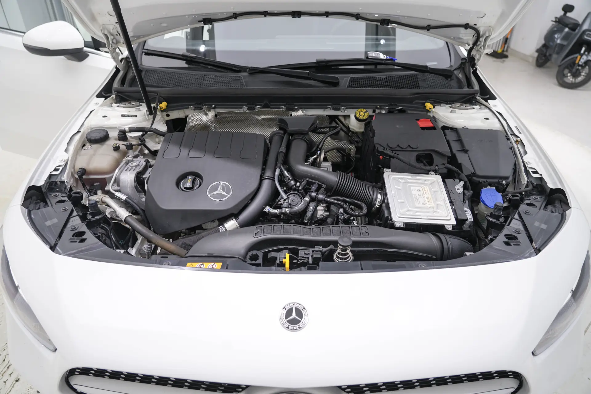 Mercedes-Benz A 180 L, 2021 12