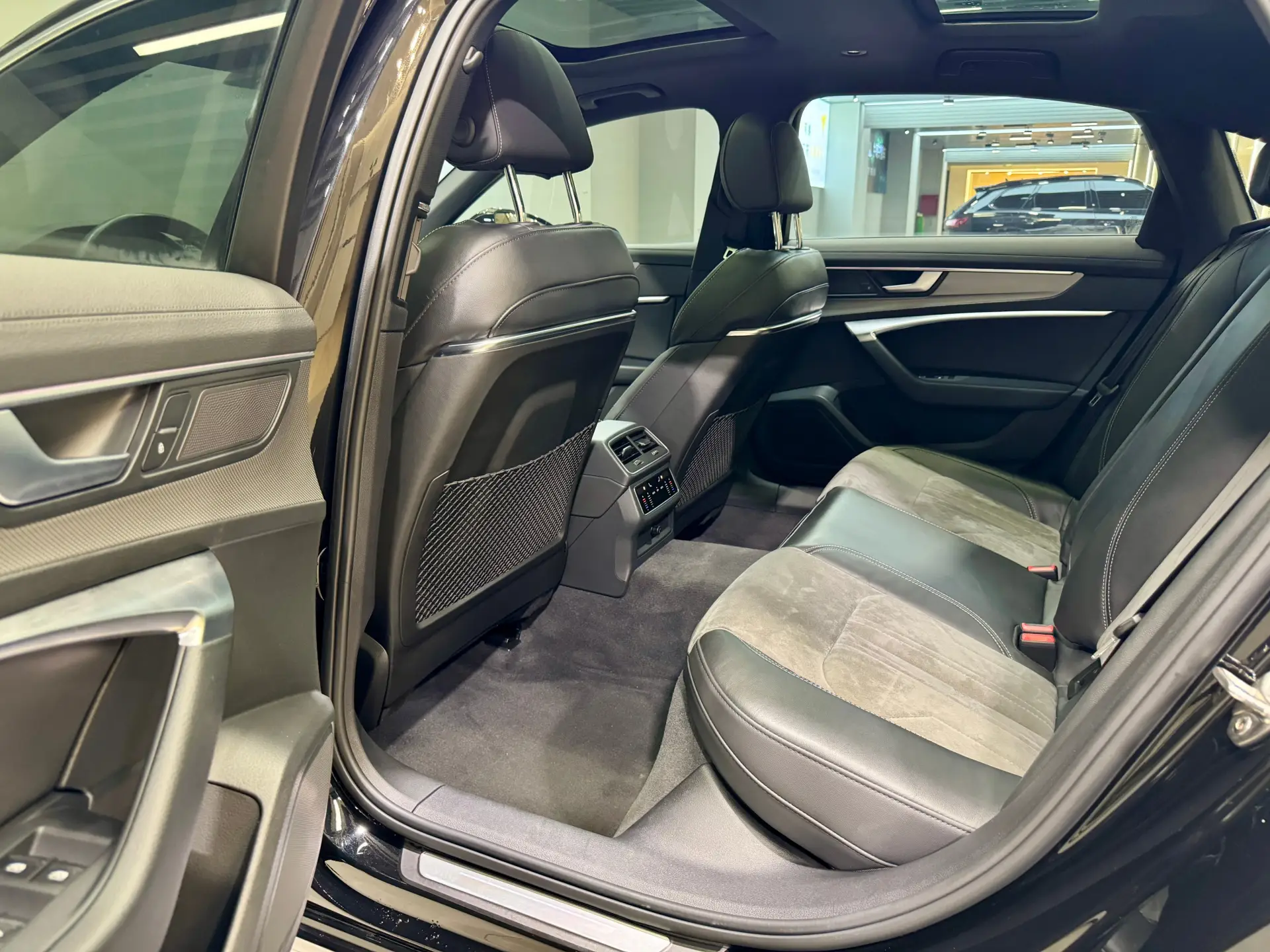 Audi A6L 45 TFSI, 2022 24