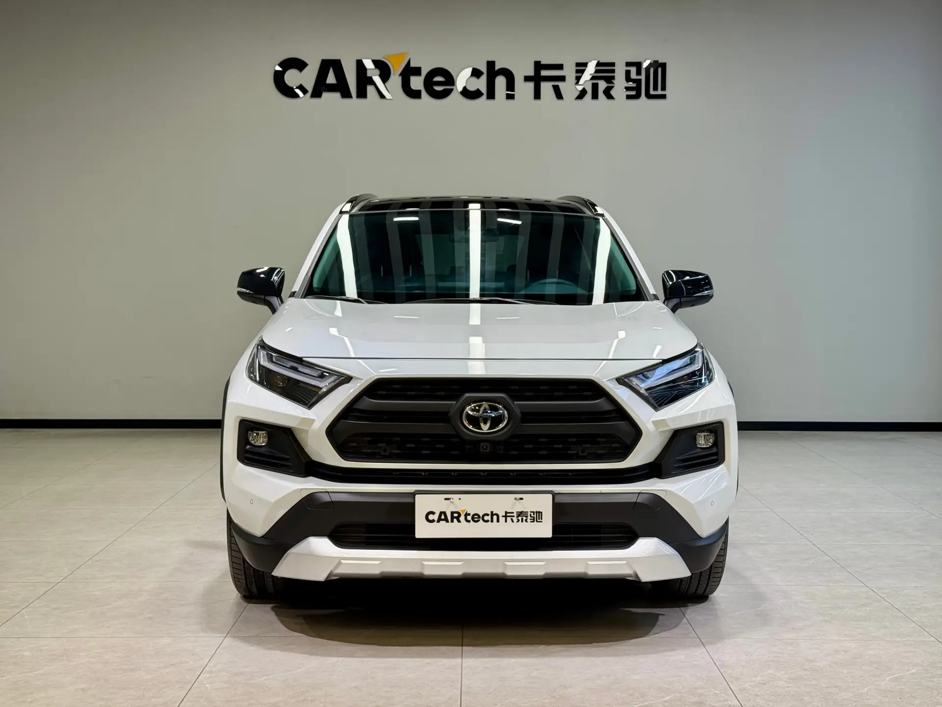 Toyota RAV4, 2024 2