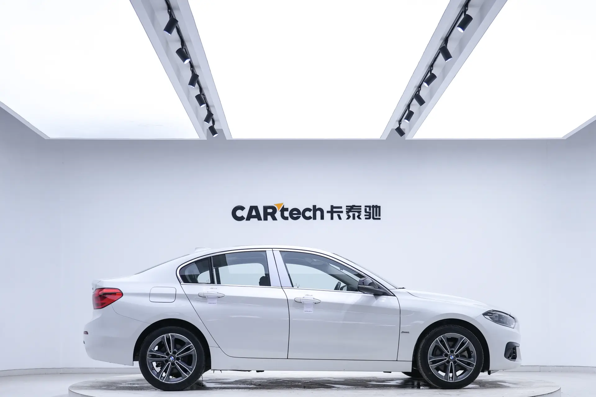 BMW 118i, 2018 4