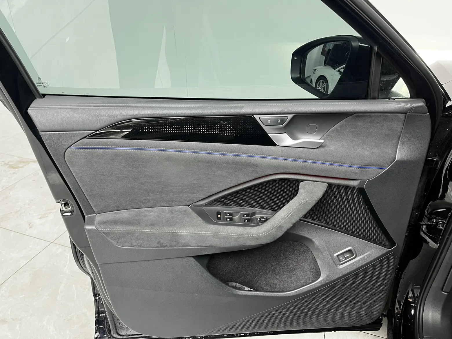 Volkswagen Tiguan L, 2024 11