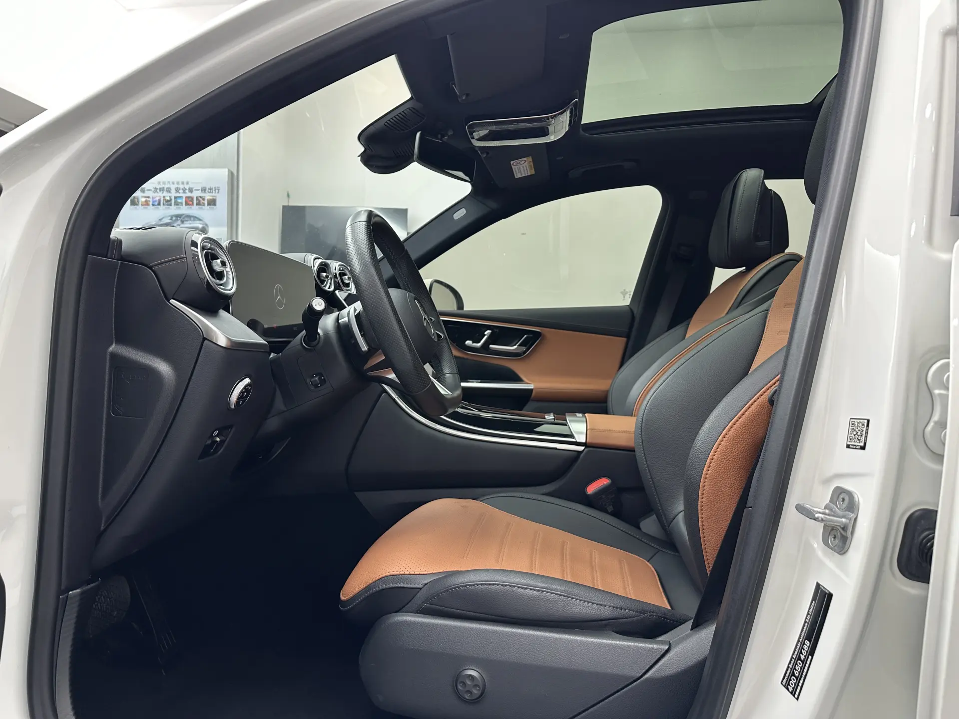 Mercedes-Benz GLC 260 L, 2024 10