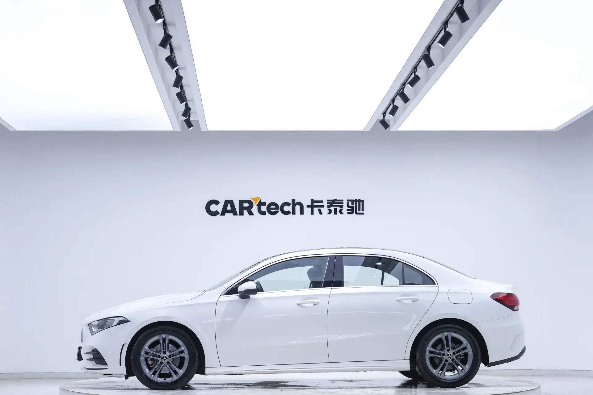 Mercedes-Benz A 180 L, 2021 8