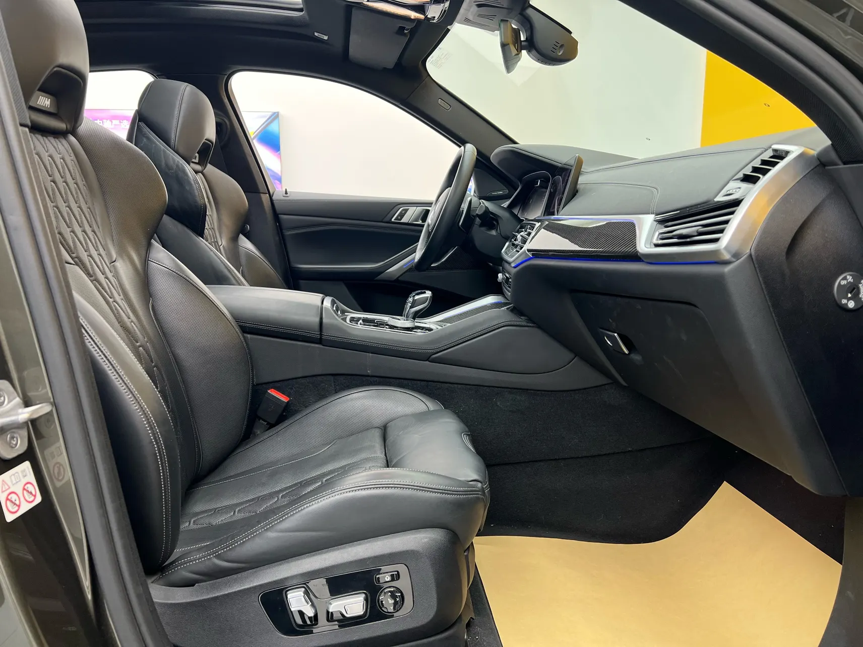 BMW X6, 2021 21