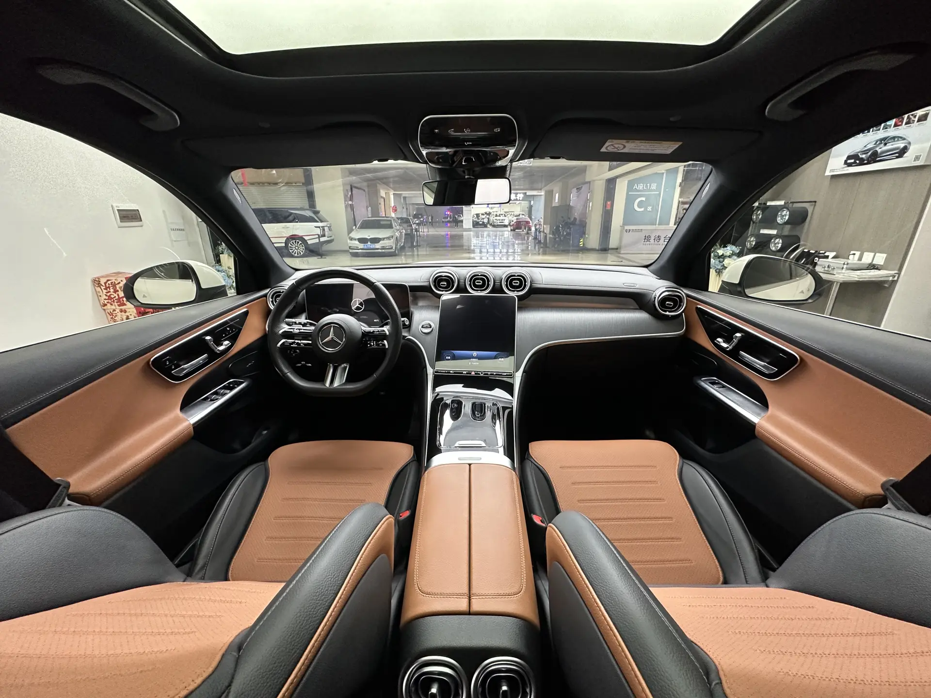 Mercedes-Benz GLC 260 L, 2024 9