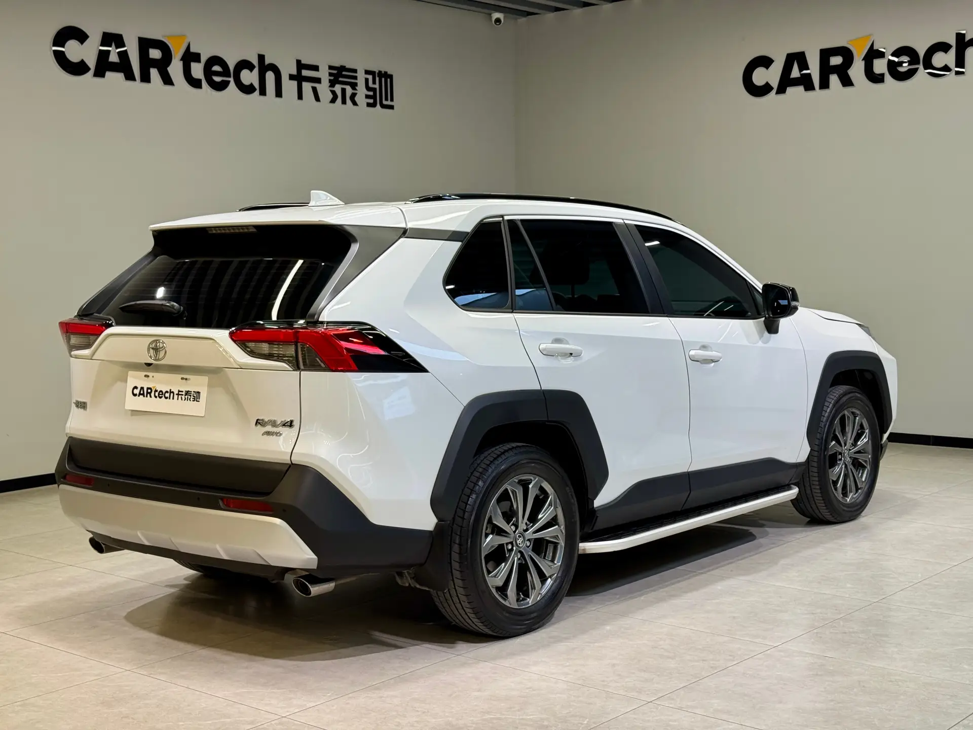 Toyota RAV4, 2024 6